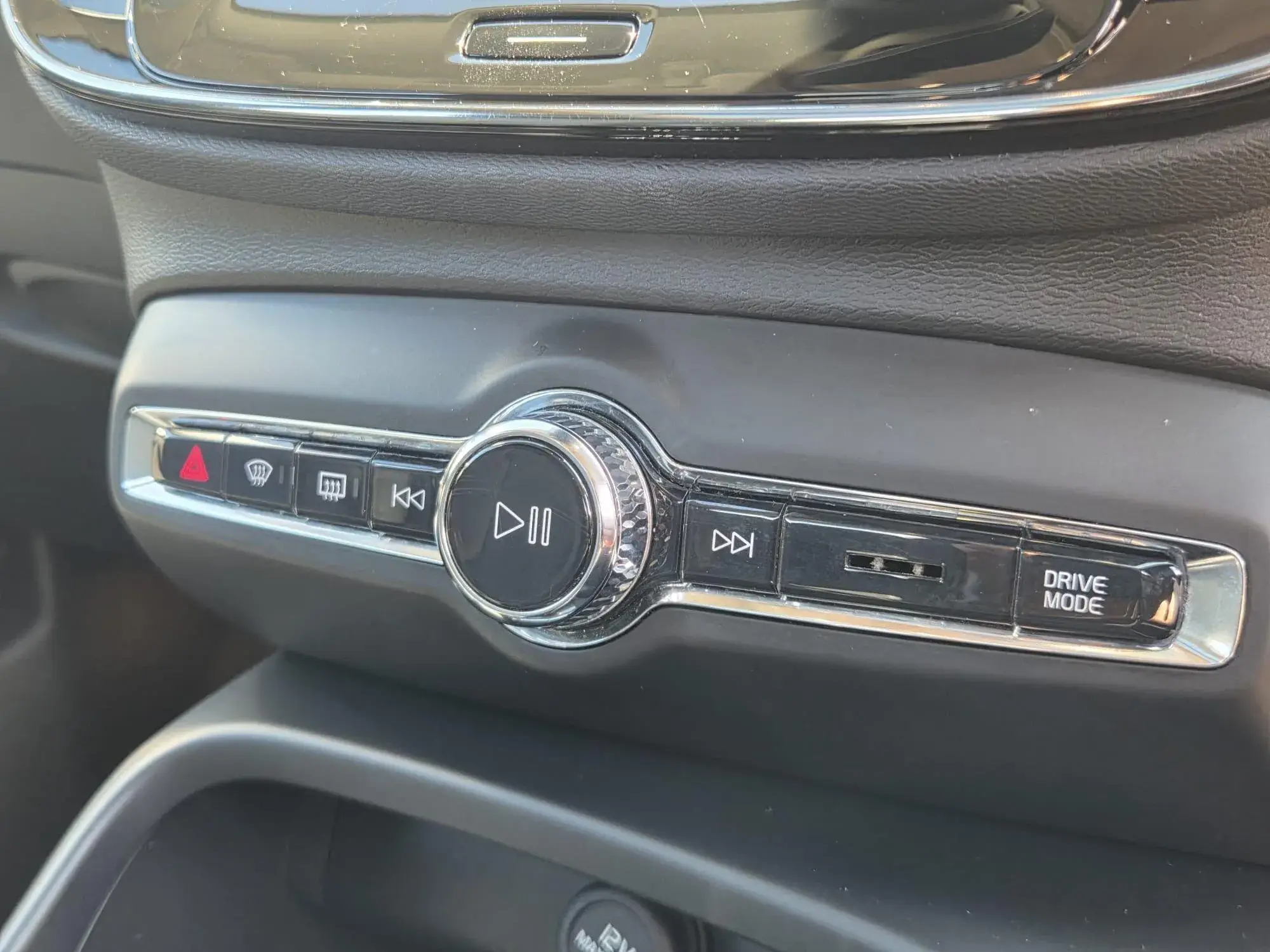 Volvo XC40 Image 11
