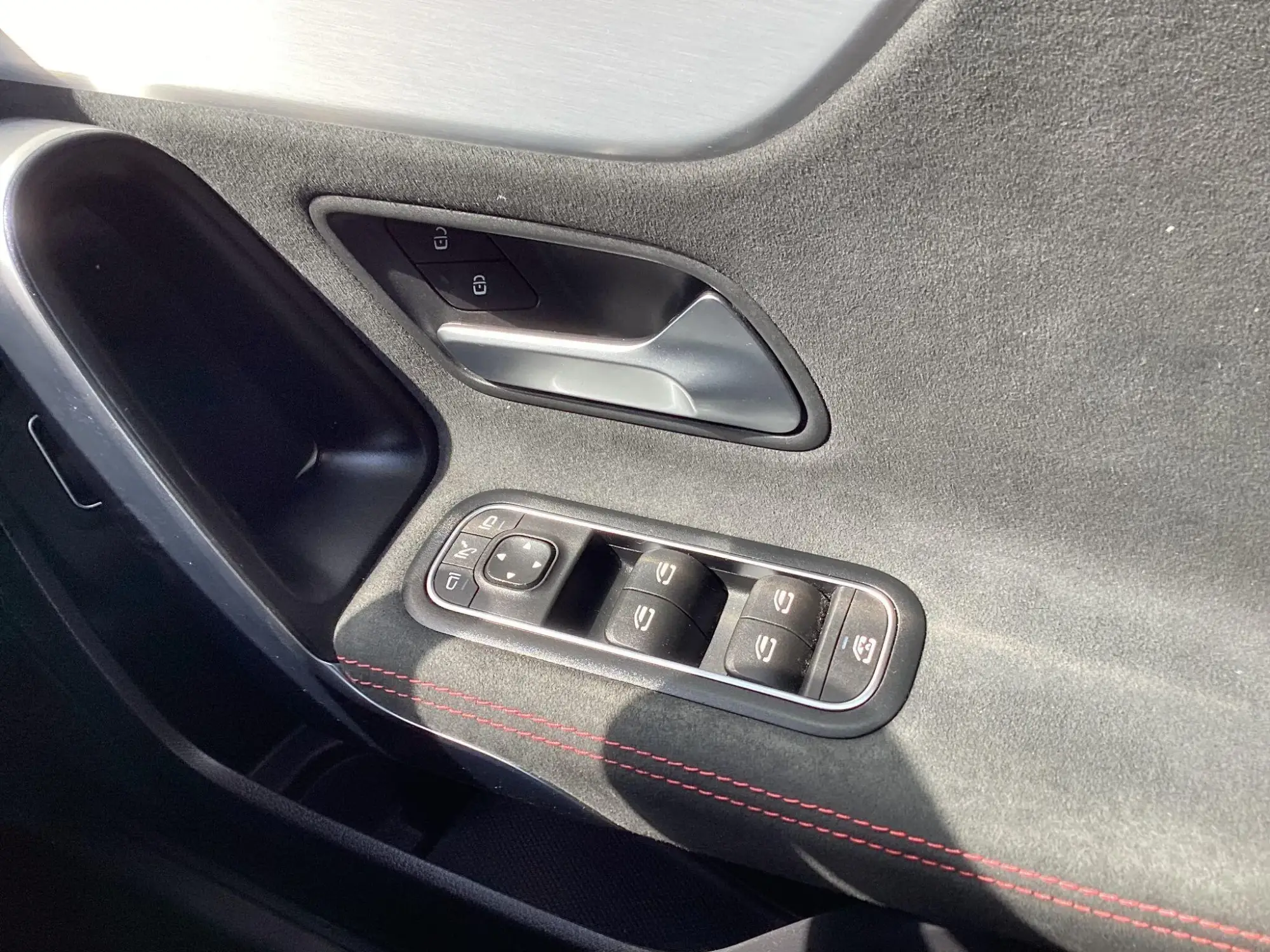 Mercedes-Benz A-Class Image 26