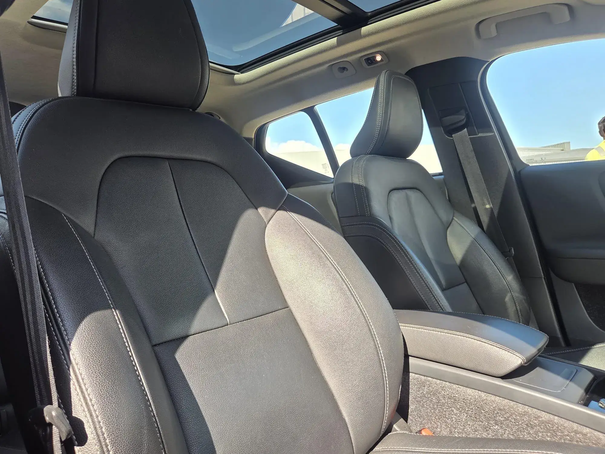 Volvo XC40 Image 16