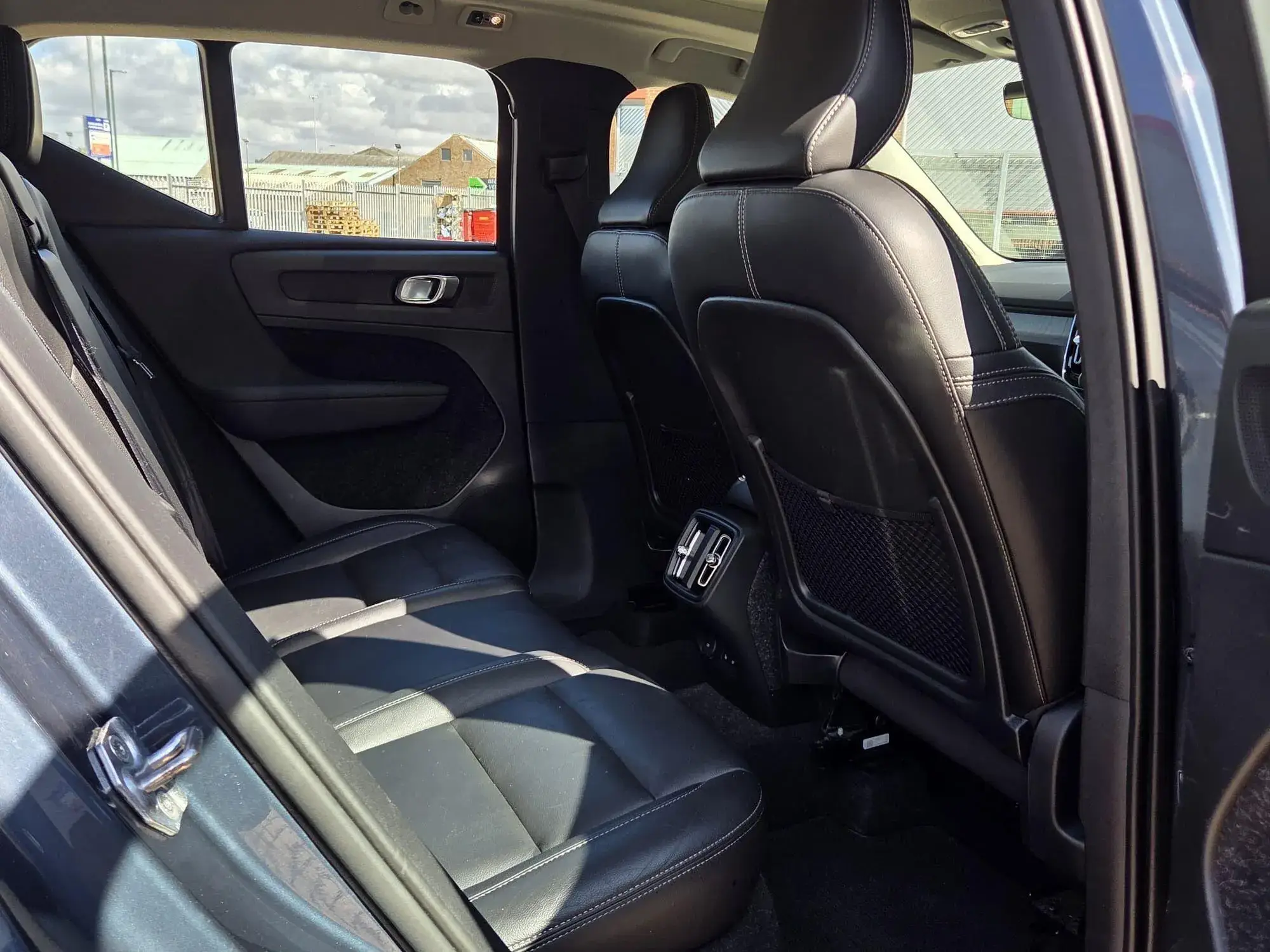 Volvo XC40 Image 18