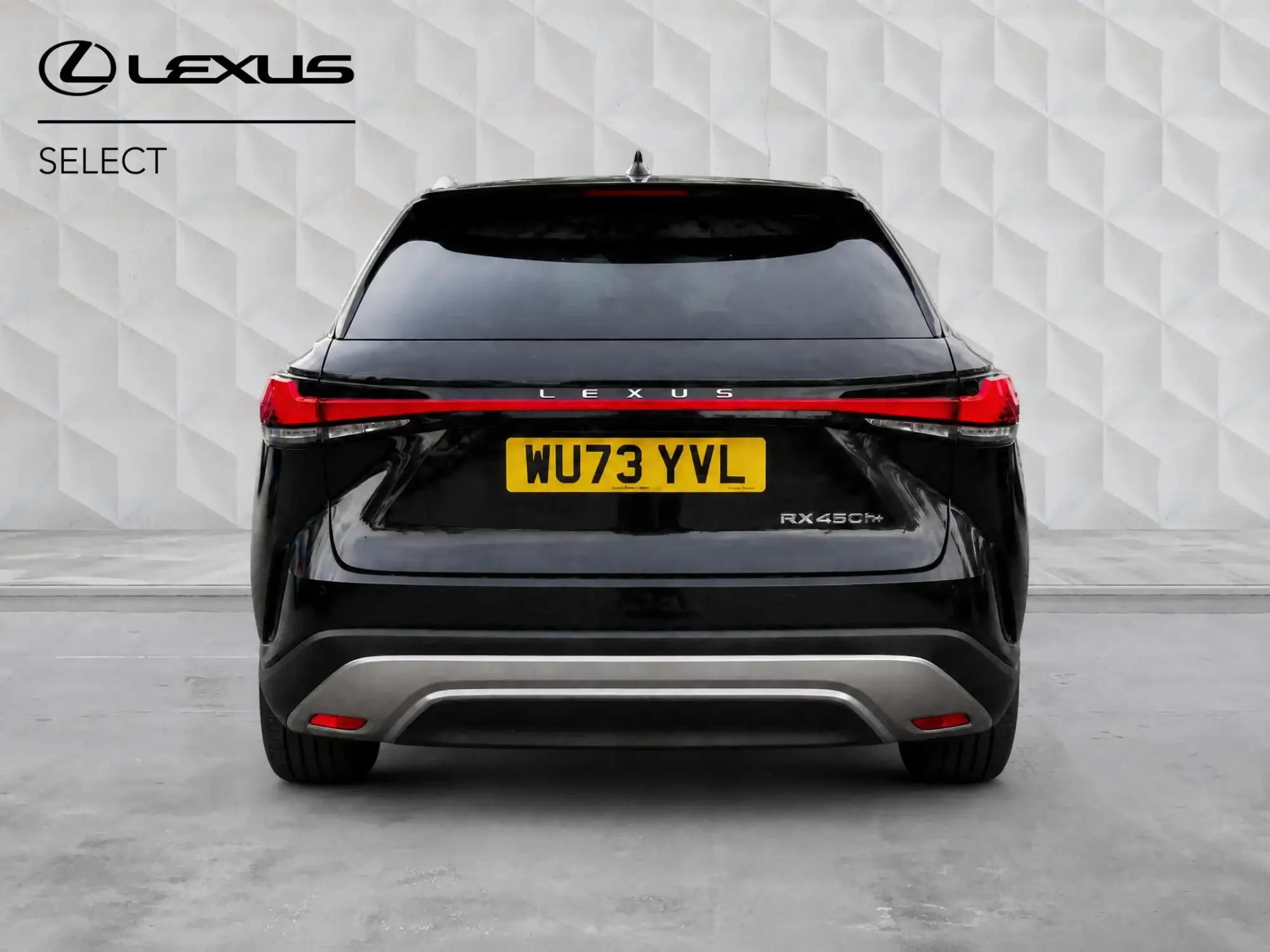 Lexus RX Plug-In Hybrid Image 4 Lexus RX Plug-In Hybrid Image 4