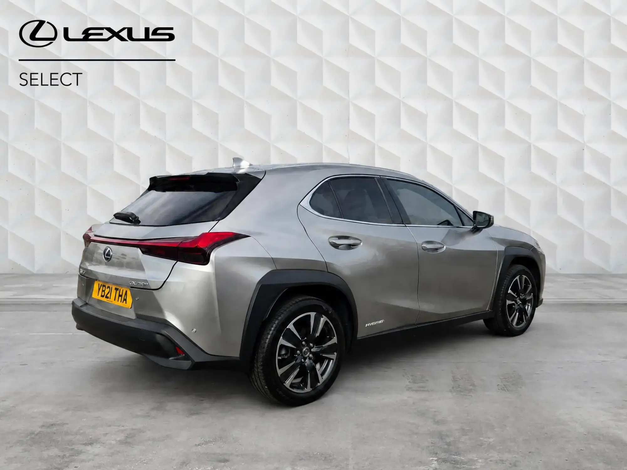 Lexus UX Self-Charging Hybrid Image 3 Lexus UX Self-Charging Hybrid Image 3