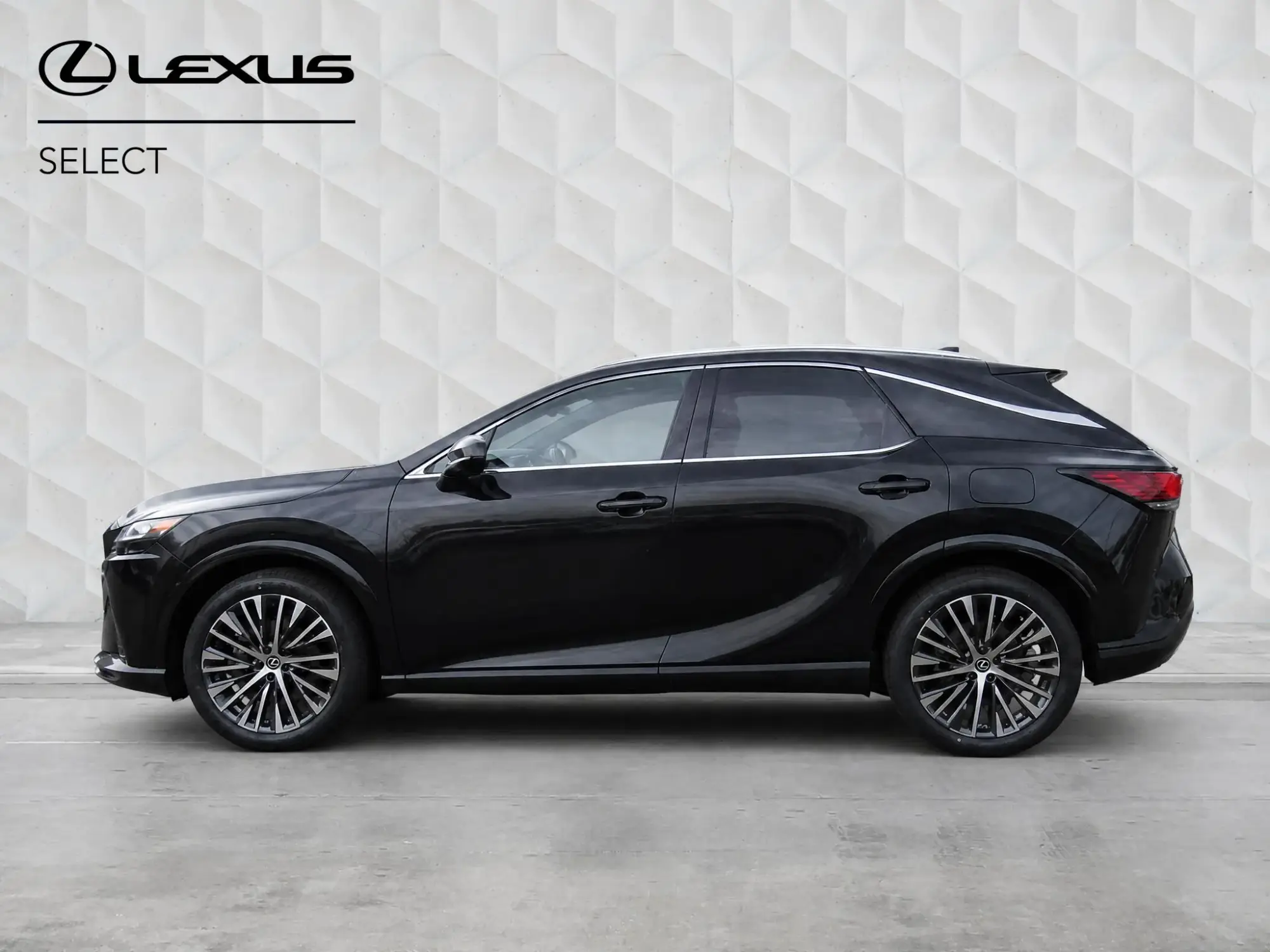 Lexus RX Plug-In Hybrid Image 6 Lexus RX Plug-In Hybrid Image 6