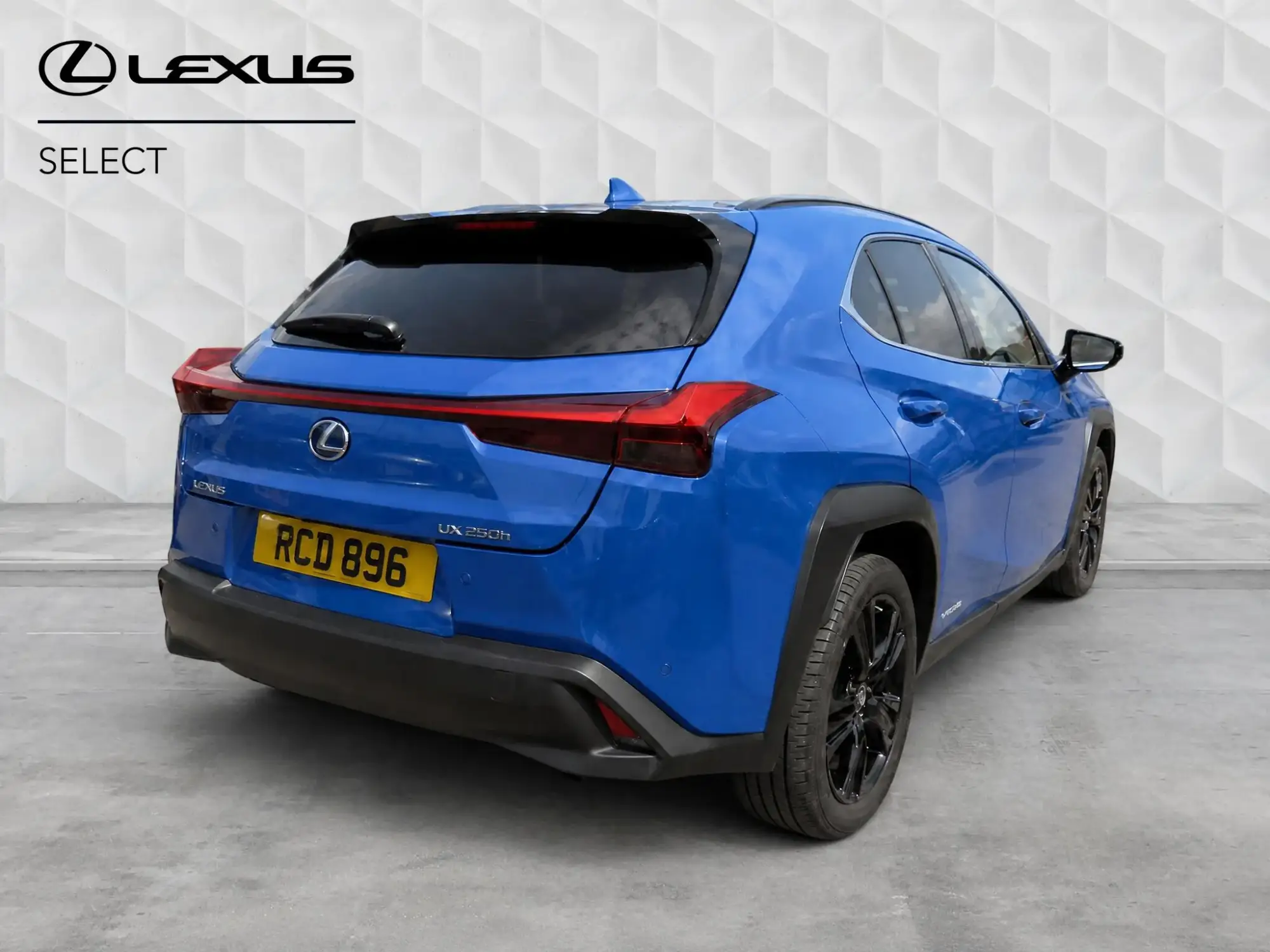Lexus UX Self-Charging Hybrid Image 3 Lexus UX Self-Charging Hybrid Image 3