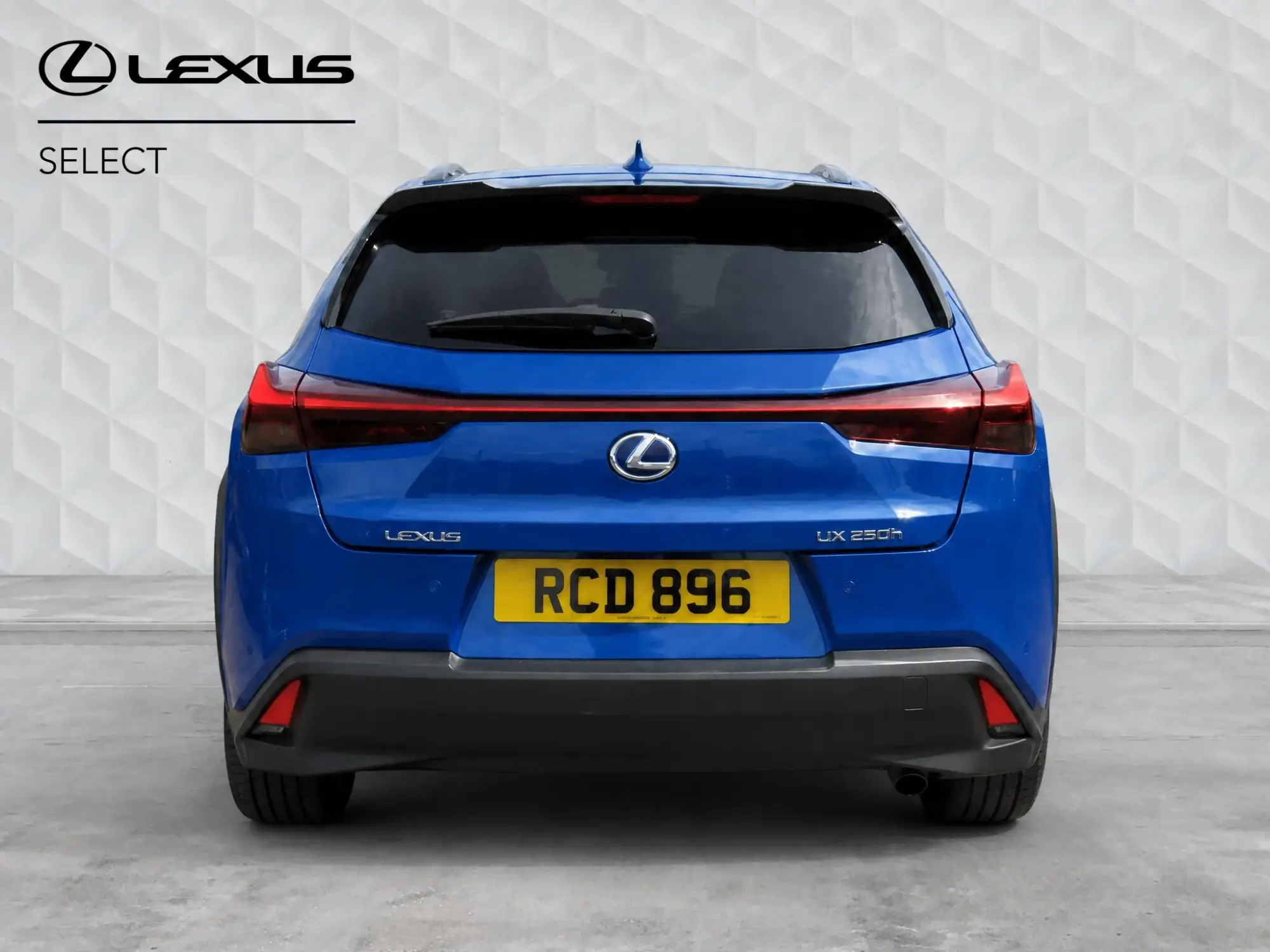 Lexus UX Self-Charging Hybrid Image 4 Lexus UX Self-Charging Hybrid Image 4