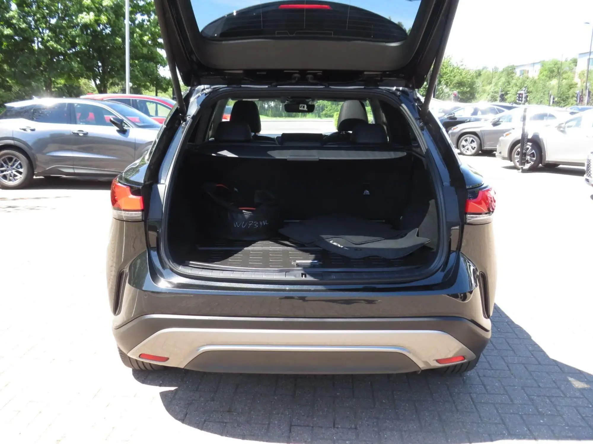 Lexus RX Plug-In Hybrid Image 10 Lexus RX Plug-In Hybrid Image 10