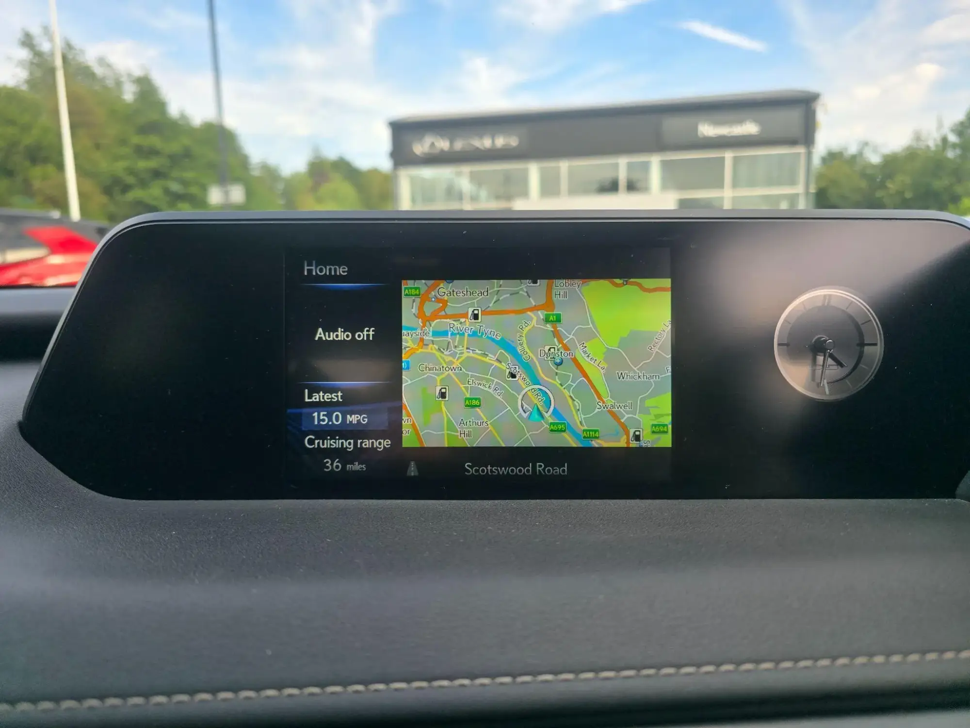 Lexus UX Self-Charging Hybrid Image 15 Lexus UX Self-Charging Hybrid Image 15