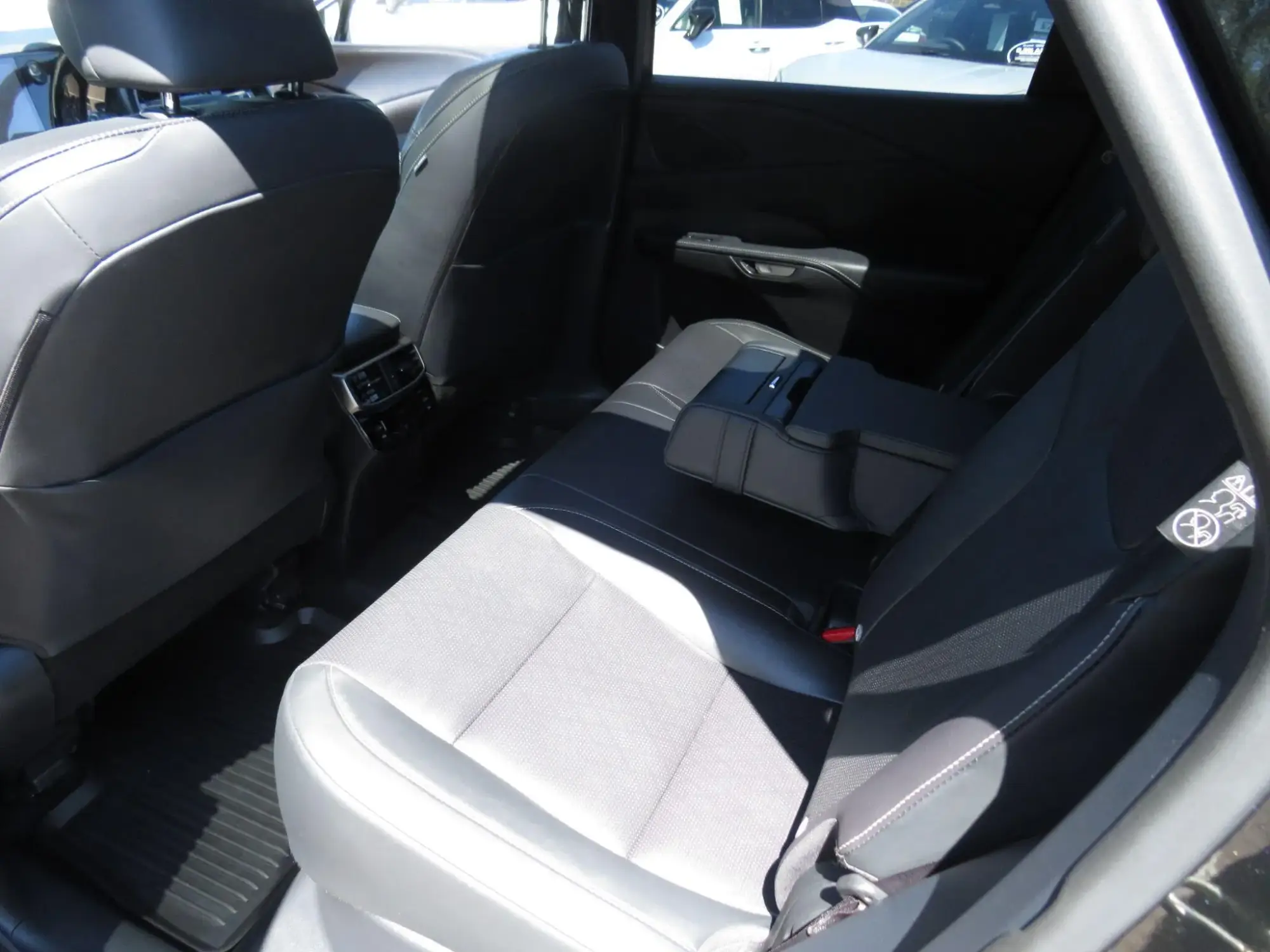 Lexus RX Plug-In Hybrid Image 21 Lexus RX Plug-In Hybrid Image 21