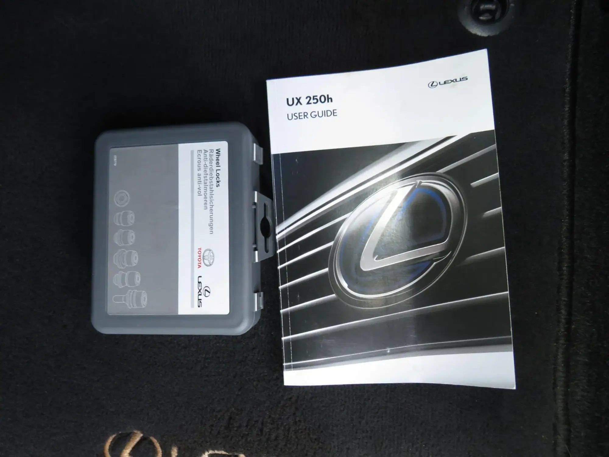 Lexus UX Self-Charging Hybrid Image 19 Lexus UX Self-Charging Hybrid Image 19