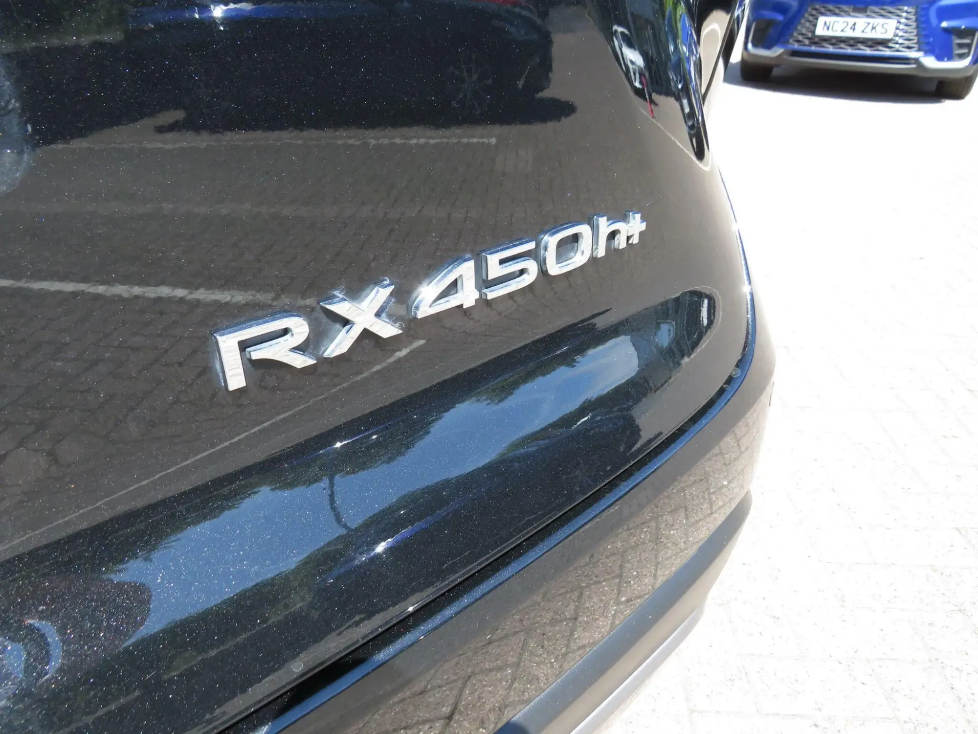 Lexus RX Plug-In Hybrid Image 24 Lexus RX Plug-In Hybrid Image 24