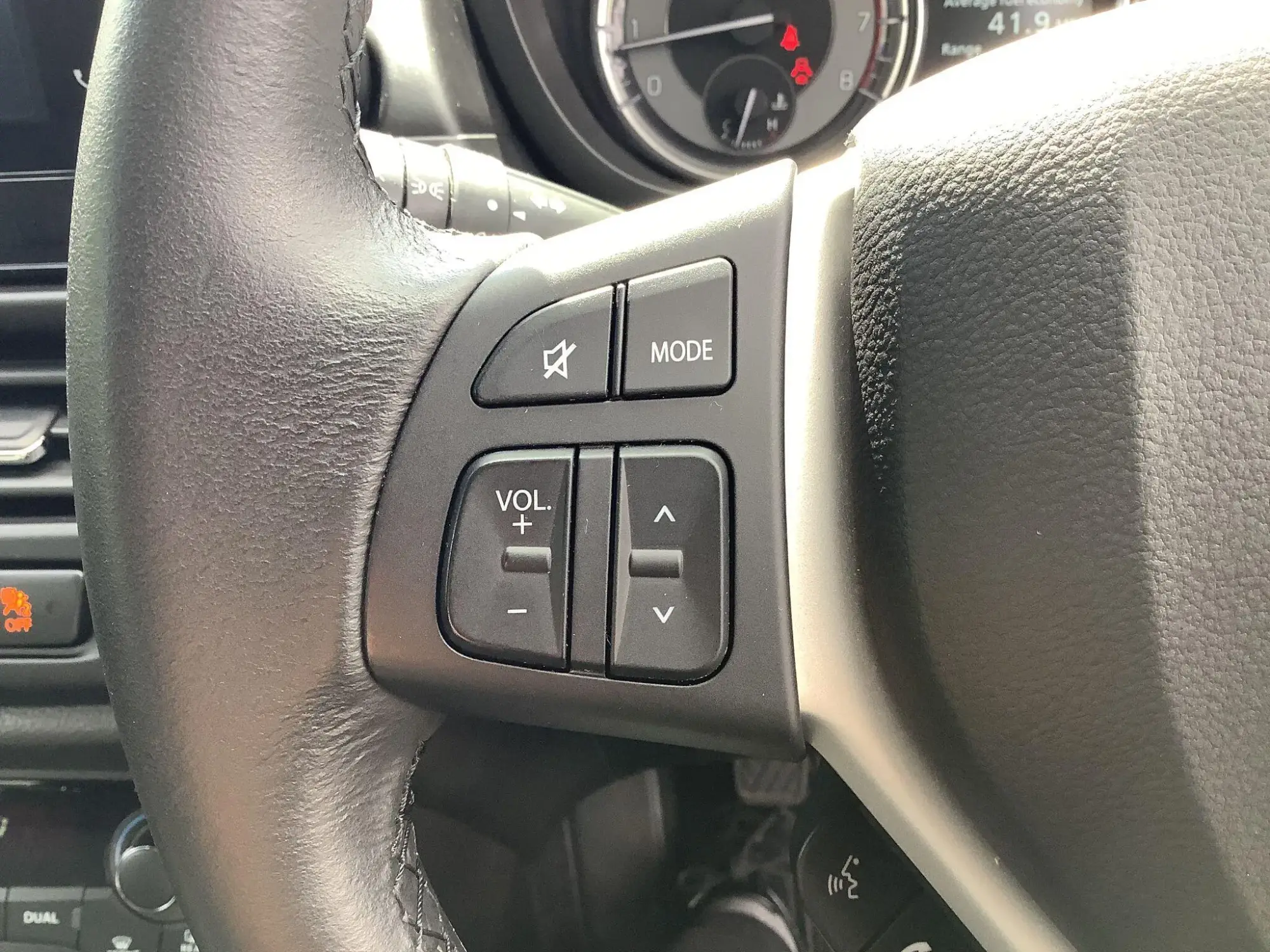 Suzuki S-Cross Image 13 Suzuki S-Cross Image 13