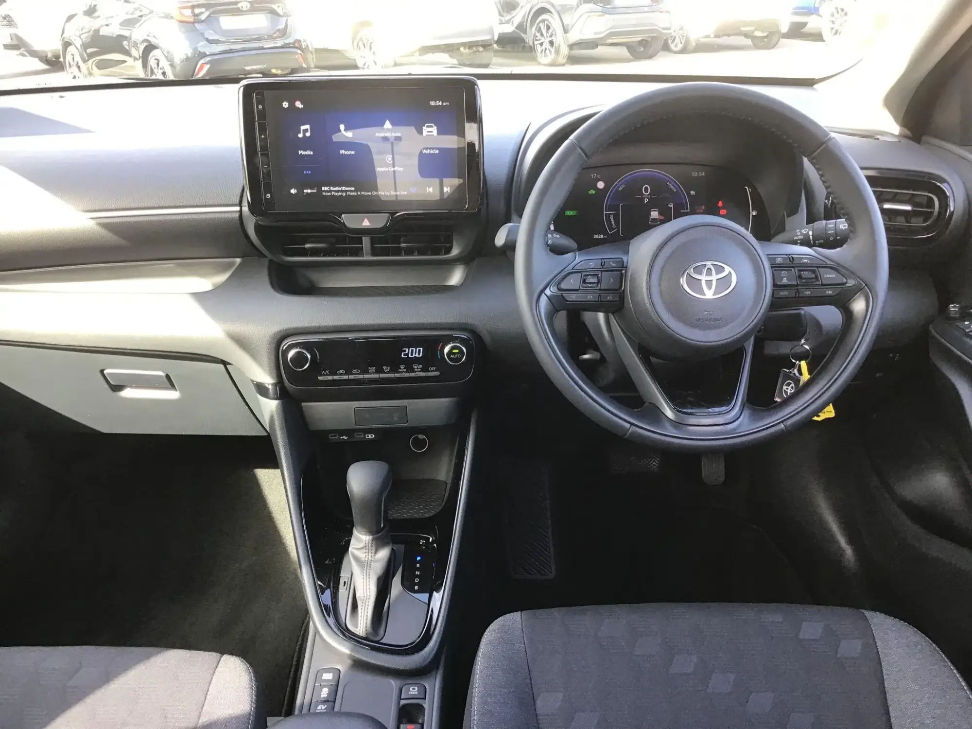 Toyota Yaris Image 6 Toyota Yaris Image 6