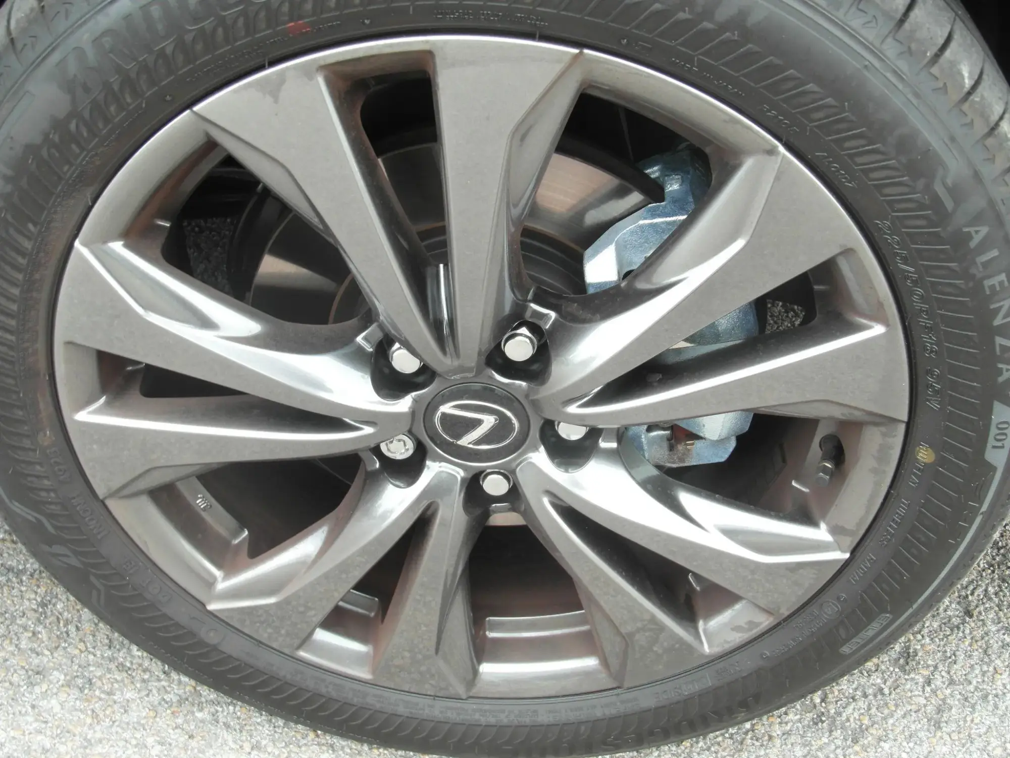Lexus UX Self-Charging Hybrid Image 39 Lexus UX Self-Charging Hybrid Image 39