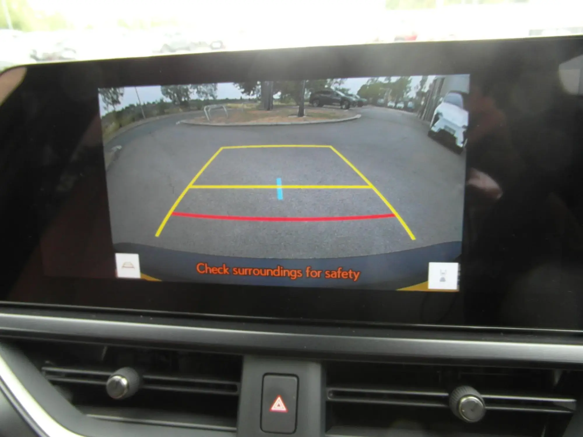 Lexus UX Self-Charging Hybrid Image 44 Lexus UX Self-Charging Hybrid Image 44