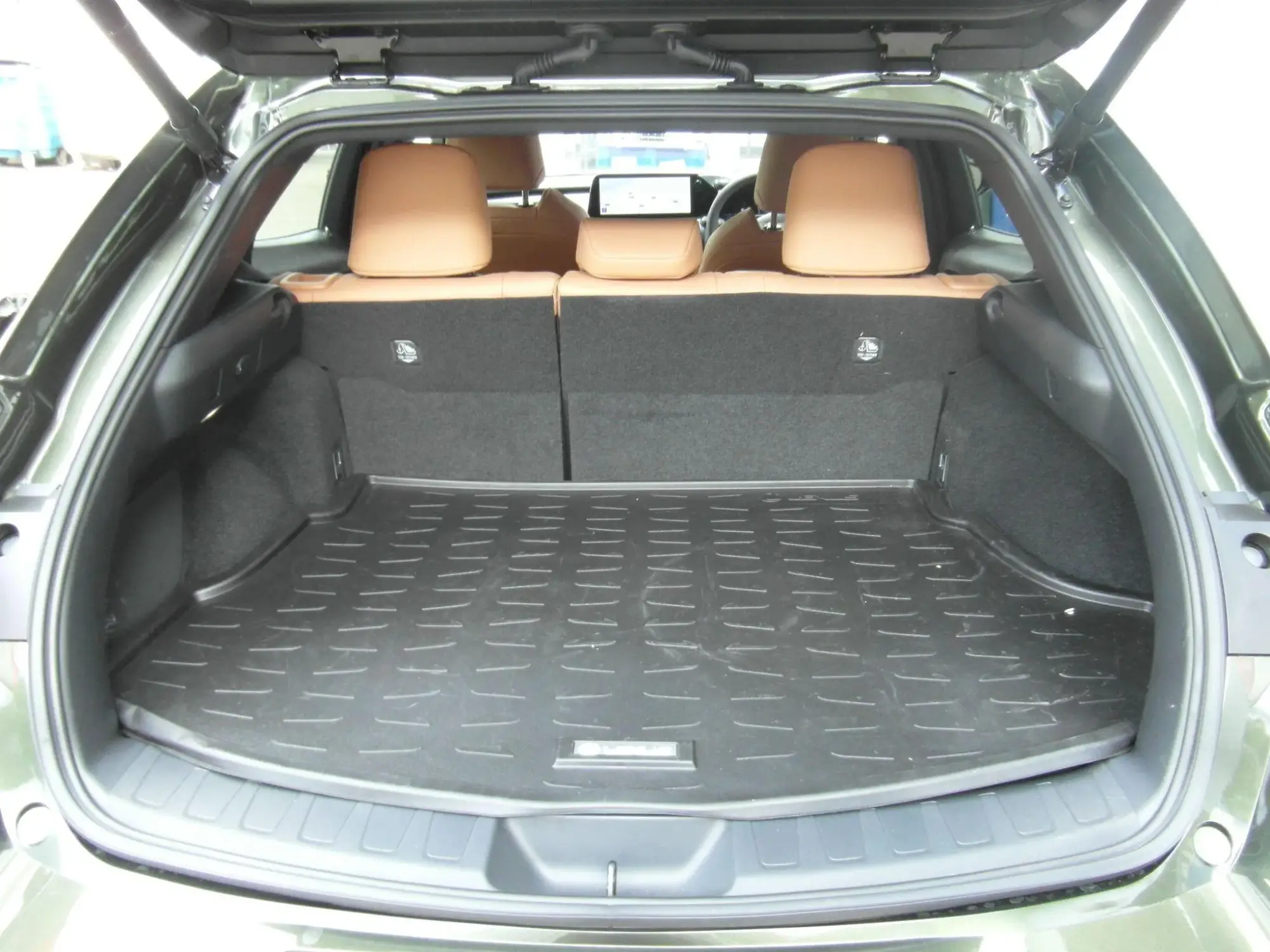 Lexus UX Self-Charging Hybrid Image 49 Lexus UX Self-Charging Hybrid Image 49