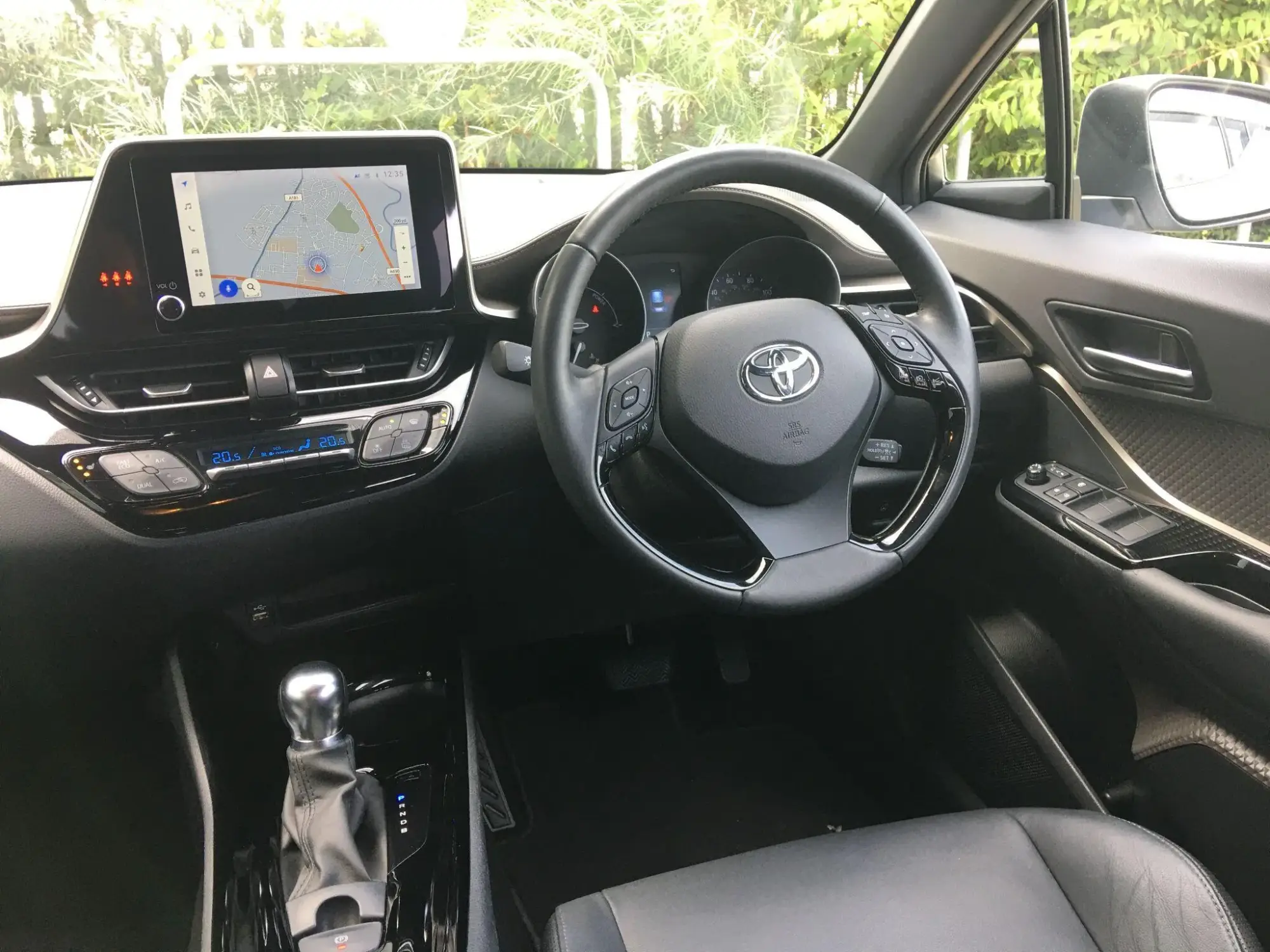 Toyota C-HR Self-Charging Hybrid Image 11 Toyota C-HR Self-Charging Hybrid Image 11