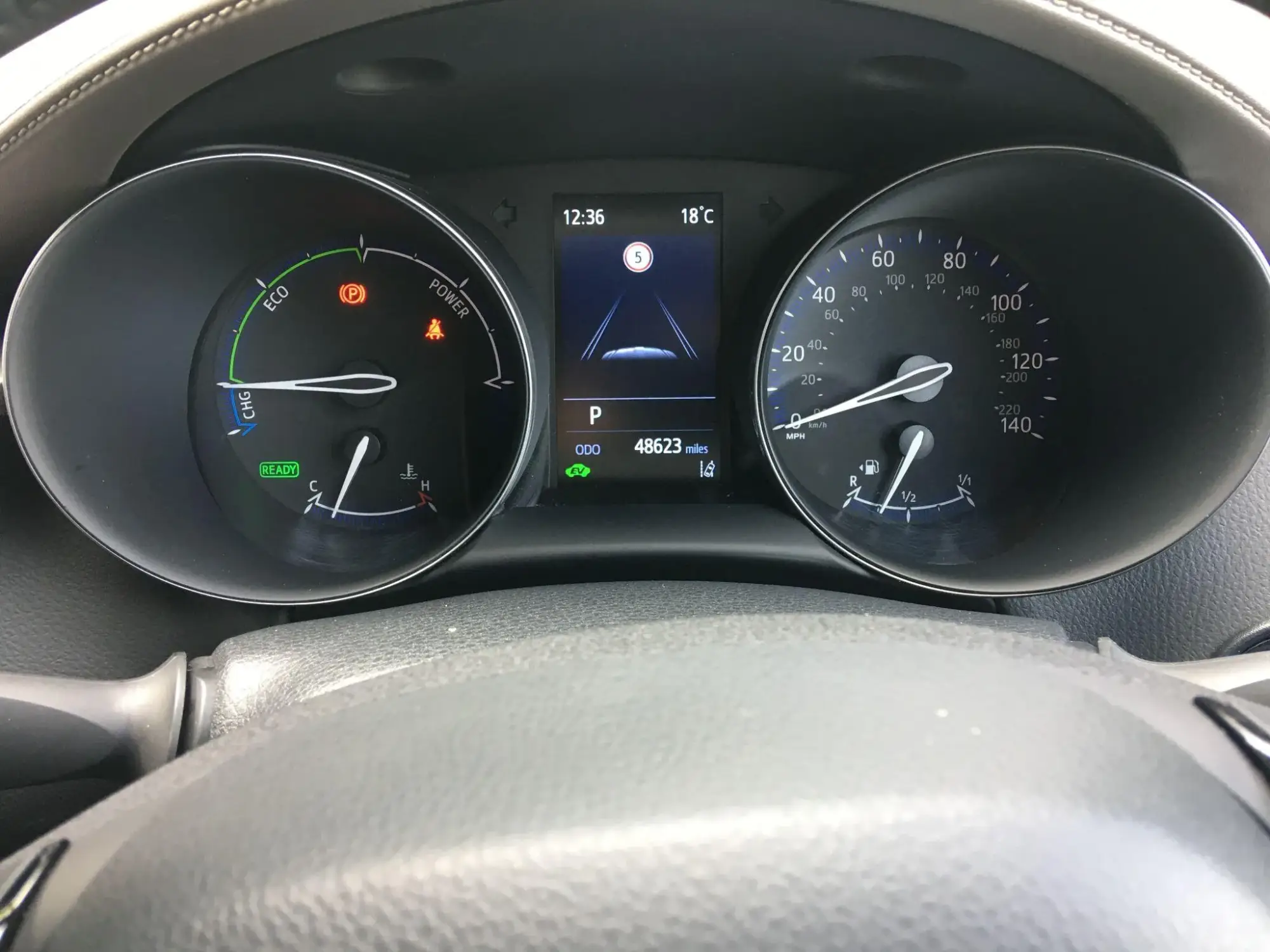 Toyota C-HR Self-Charging Hybrid Image 14 Toyota C-HR Self-Charging Hybrid Image 14