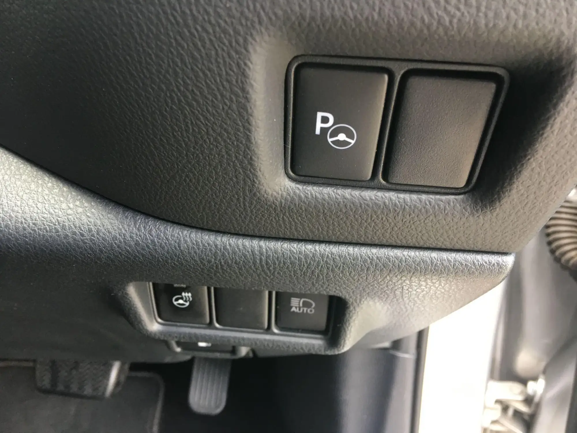 Toyota C-HR Self-Charging Hybrid Image 23 Toyota C-HR Self-Charging Hybrid Image 23