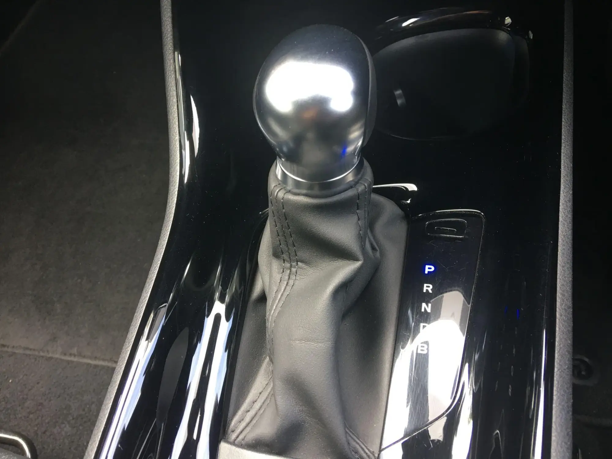 Toyota C-HR Self-Charging Hybrid Image 26 Toyota C-HR Self-Charging Hybrid Image 26