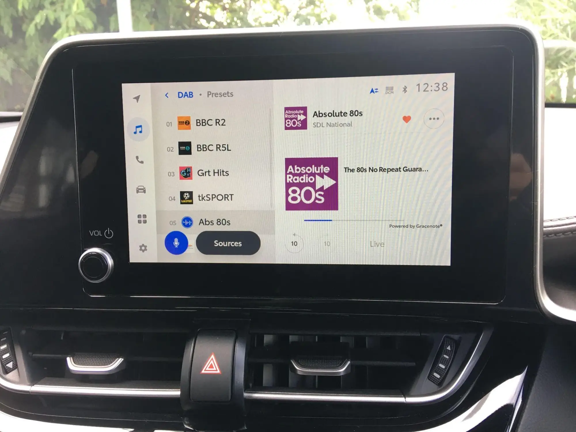 Toyota C-HR Self-Charging Hybrid Image 31 Toyota C-HR Self-Charging Hybrid Image 31