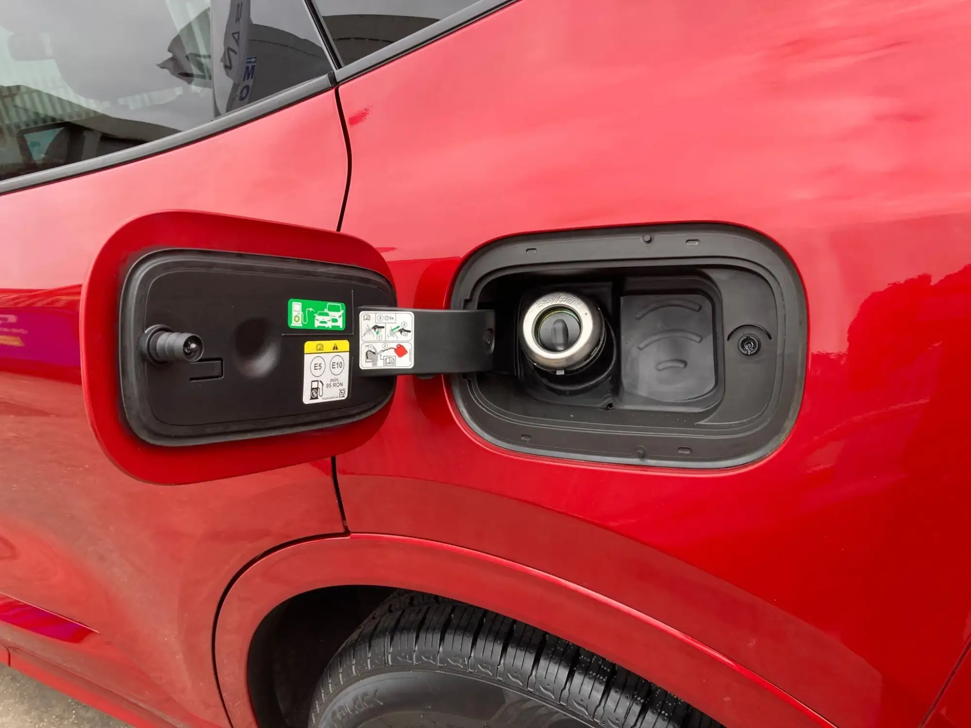 Ford Kuga Hybrid Image 27 Ford Kuga Hybrid Image 27