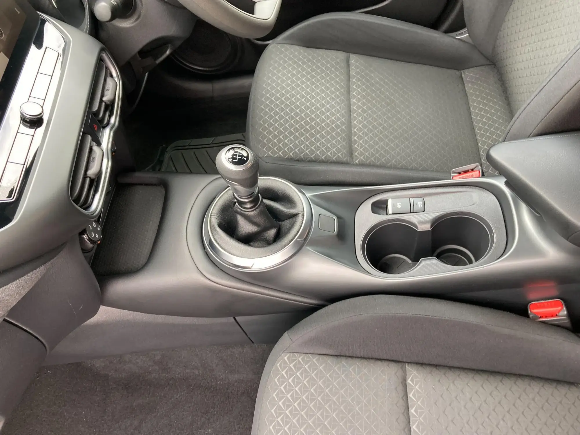 Nissan Juke Image 30 Nissan Juke Image 30