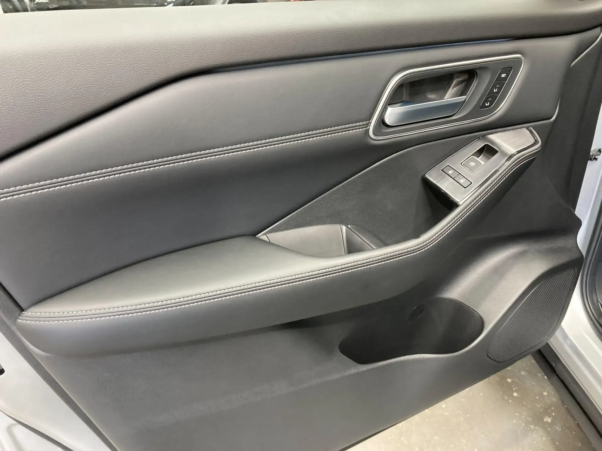 Nissan X-Trail Image 36 Nissan X-Trail Image 36