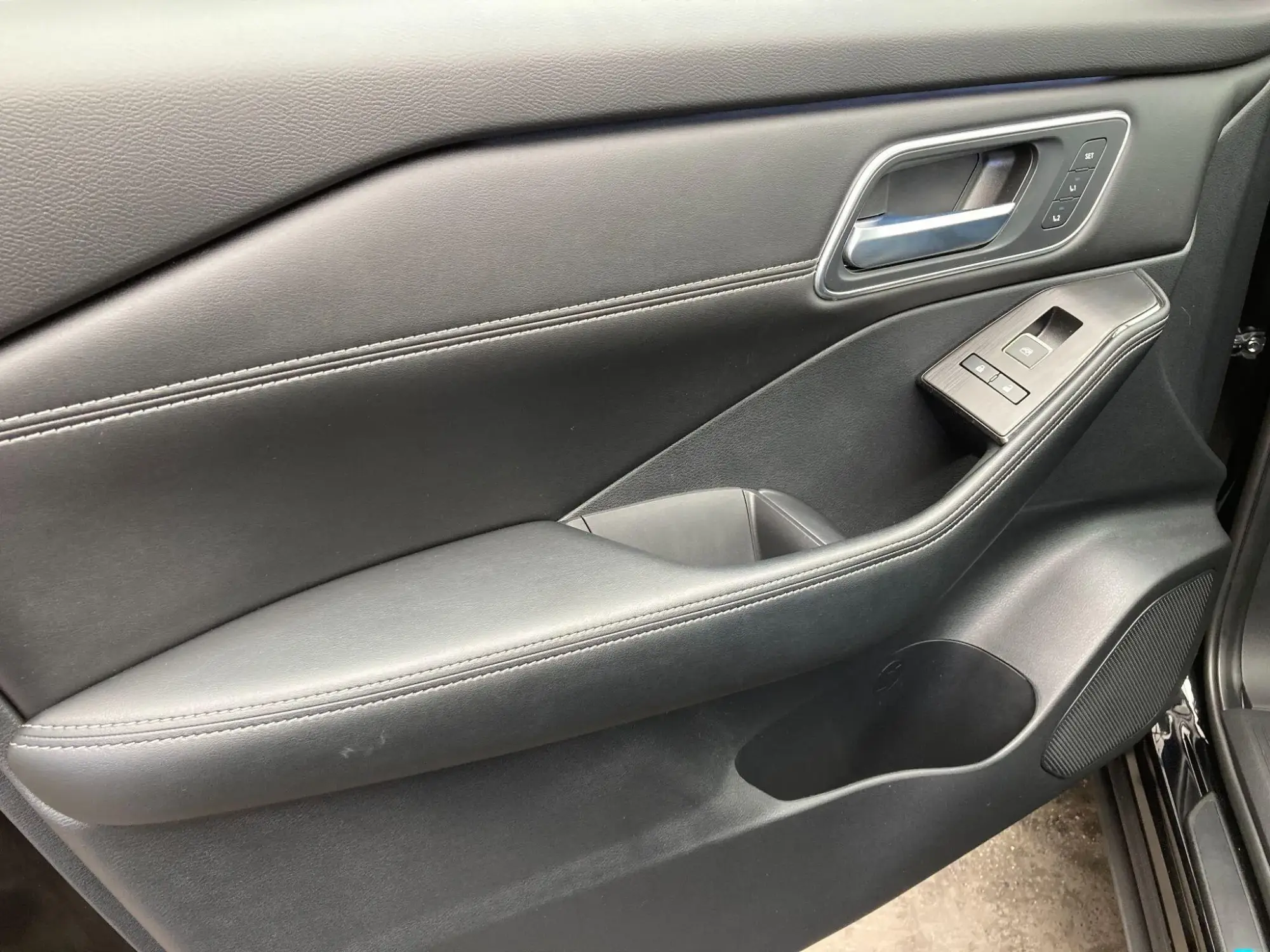 Nissan X-Trail e-POWER Image 40