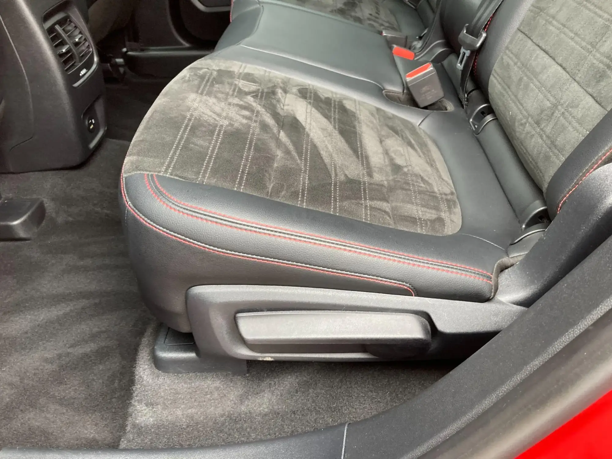 Ford Kuga Hybrid Image 40 Ford Kuga Hybrid Image 40