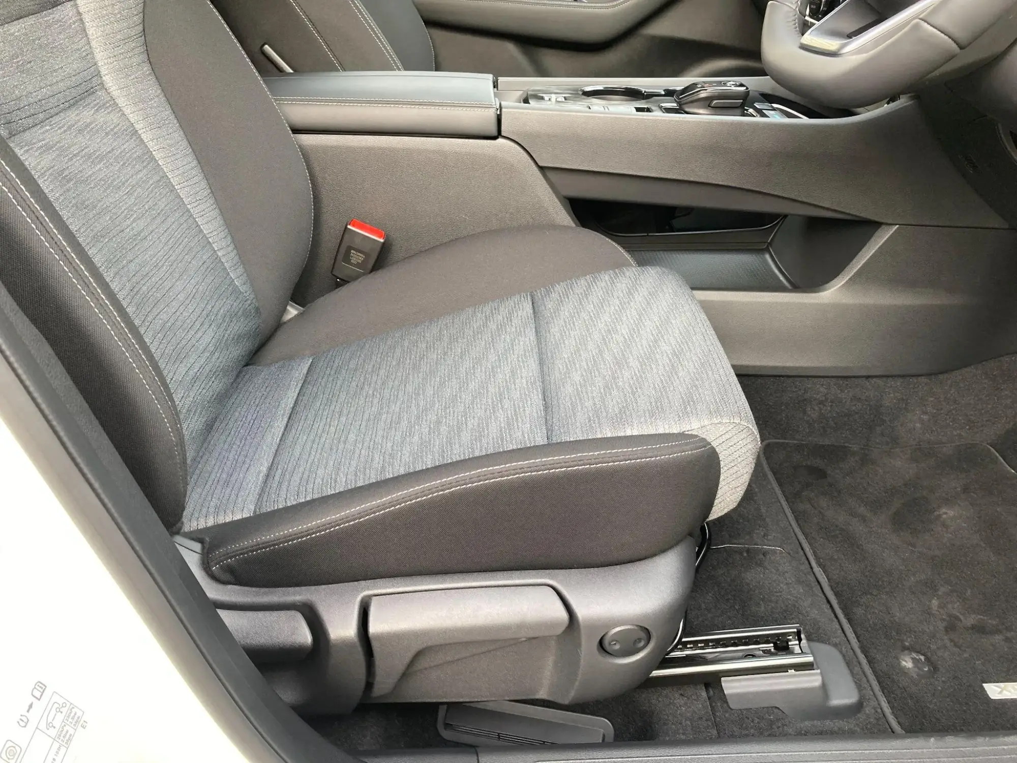 Nissan X-Trail e-POWER Image 47 Nissan X-Trail e-POWER Image 47