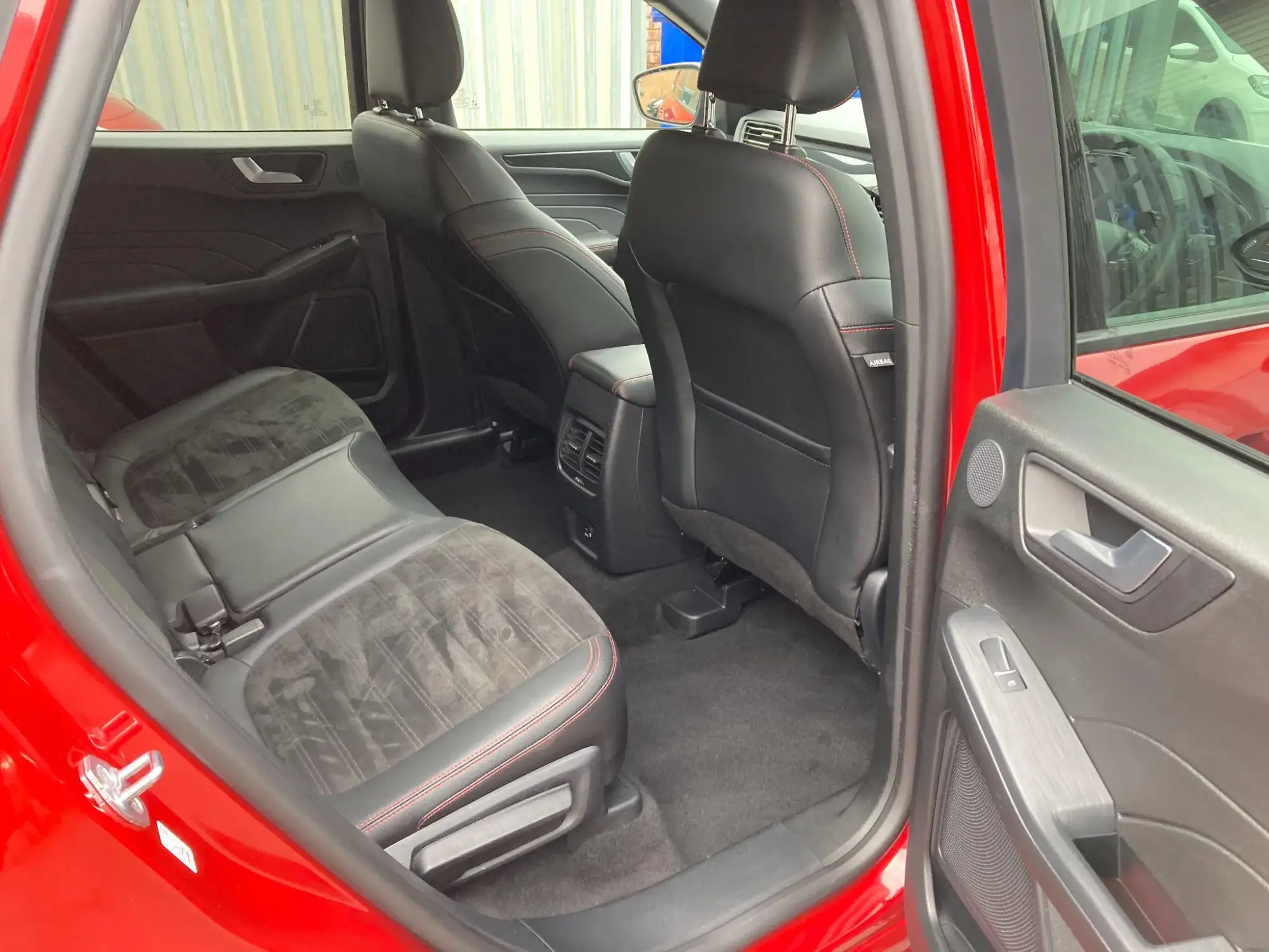 Ford Kuga Hybrid Image 42 Ford Kuga Hybrid Image 42