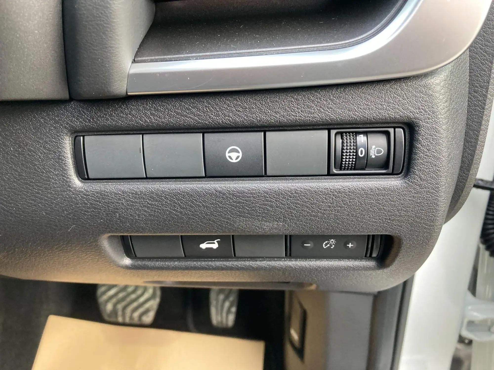 Nissan X-Trail e-POWER Image 49 Nissan X-Trail e-POWER Image 49