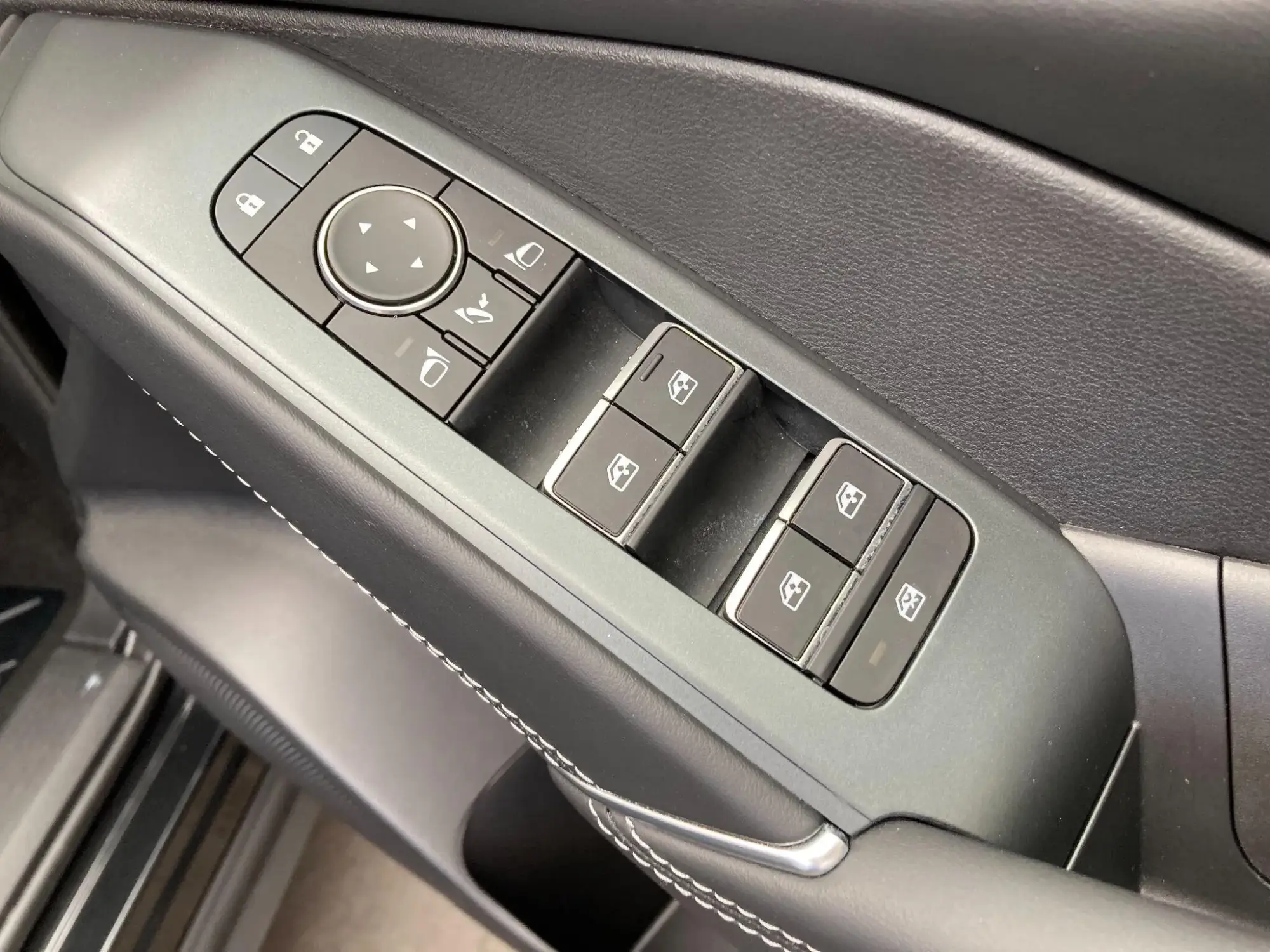 Nissan Qashqai with e-POWER Image 41