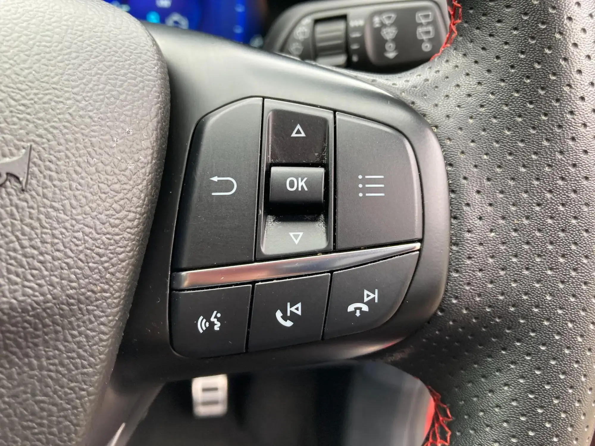 Ford Kuga Hybrid Image 52 Ford Kuga Hybrid Image 52