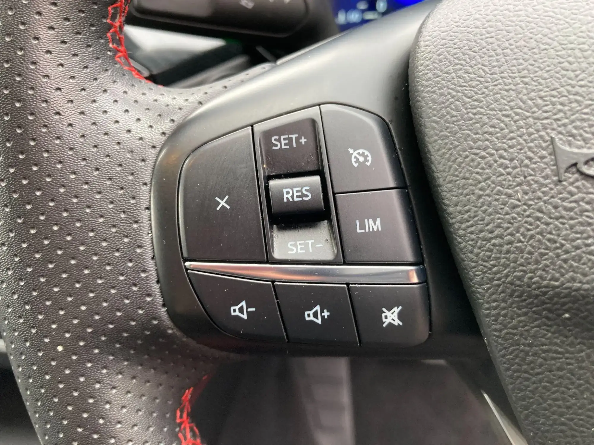 Ford Kuga Hybrid Image 53 Ford Kuga Hybrid Image 53