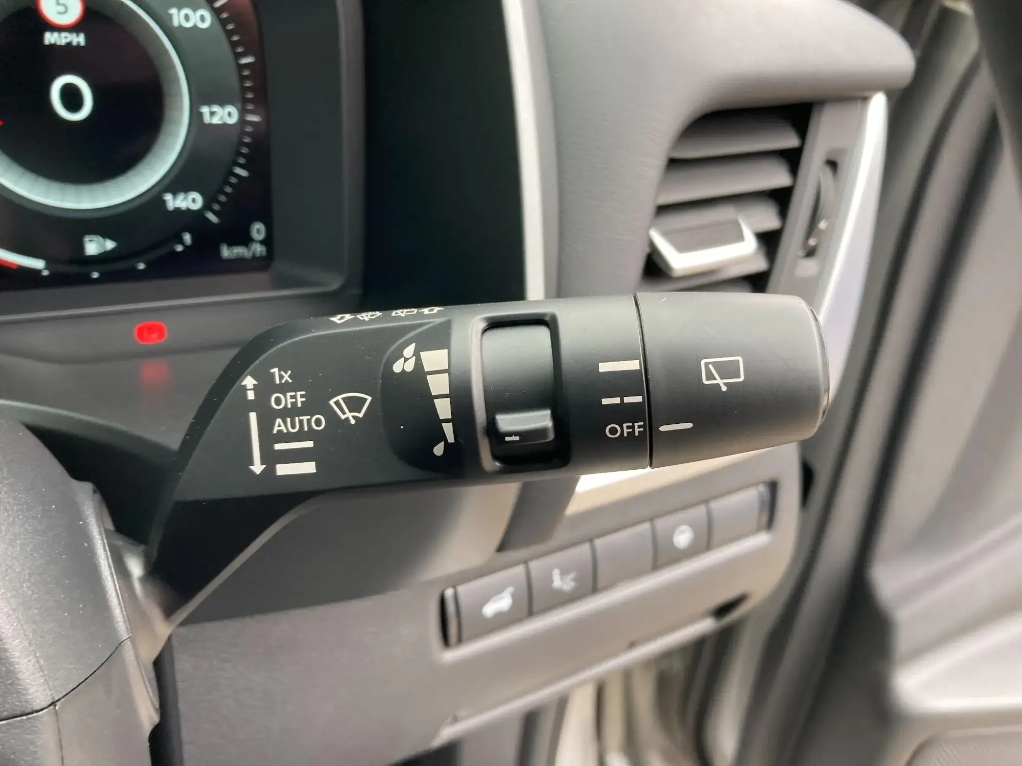 Nissan Qashqai with e-POWER Image 51