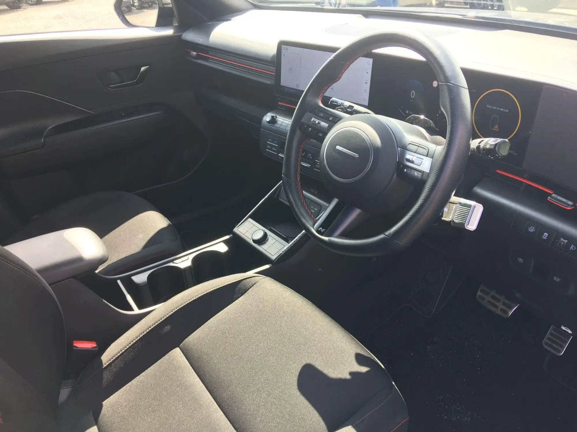 Hyundai KONA Hybrid Image 11 Hyundai KONA Hybrid Image 11
