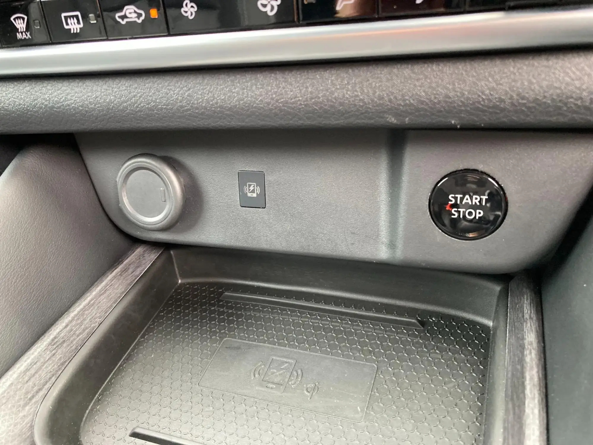 Nissan Qashqai with e-POWER Image 60