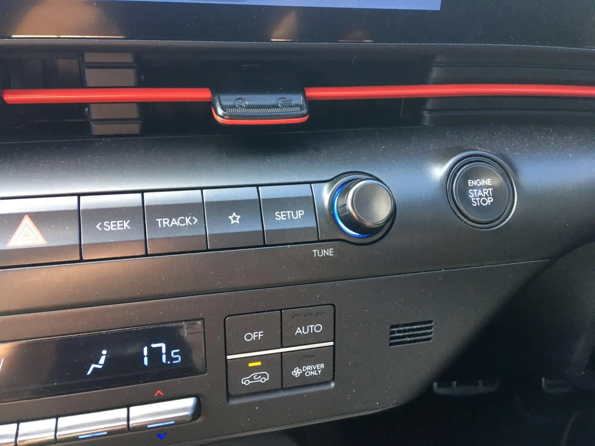 Hyundai KONA Hybrid Image 20 Hyundai KONA Hybrid Image 20