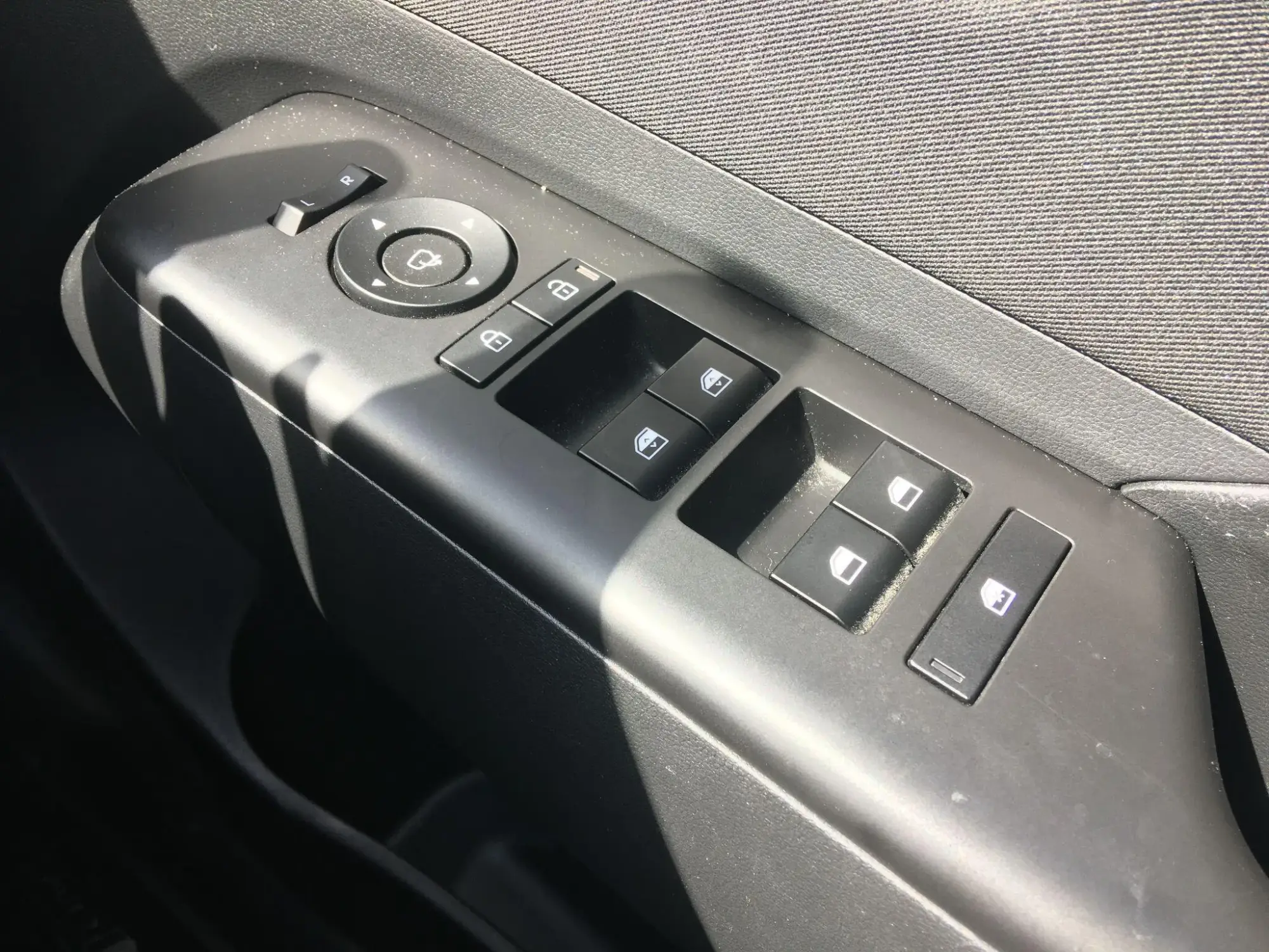 Hyundai KONA Hybrid Image 25 Hyundai KONA Hybrid Image 25