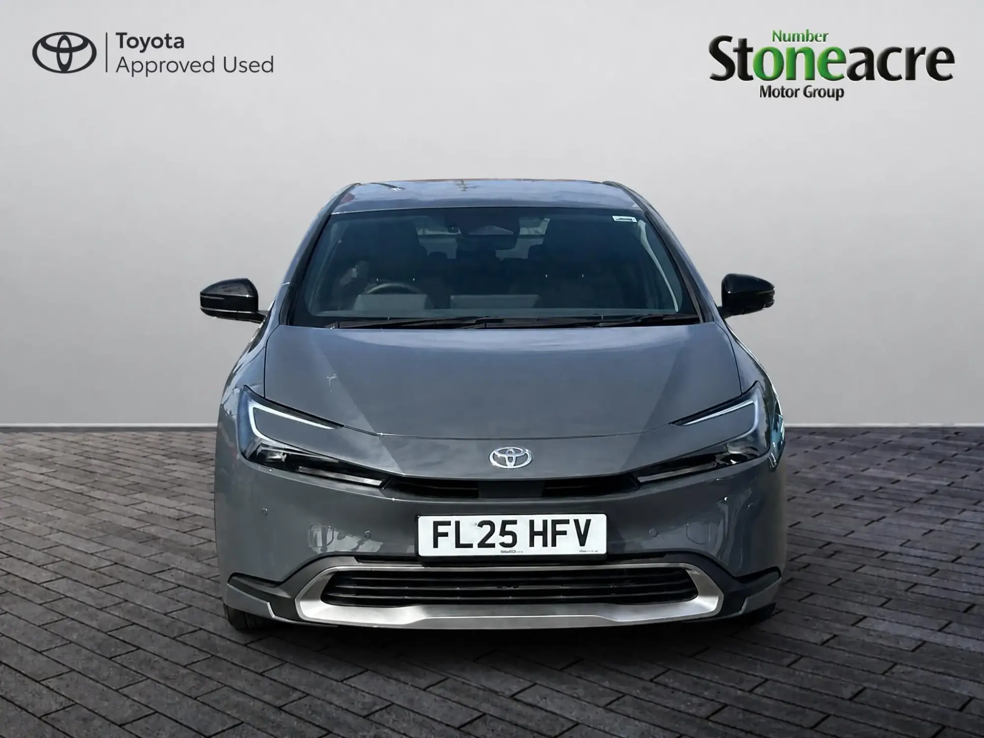 Toyota Prius Plug-in Hybrid Image 7