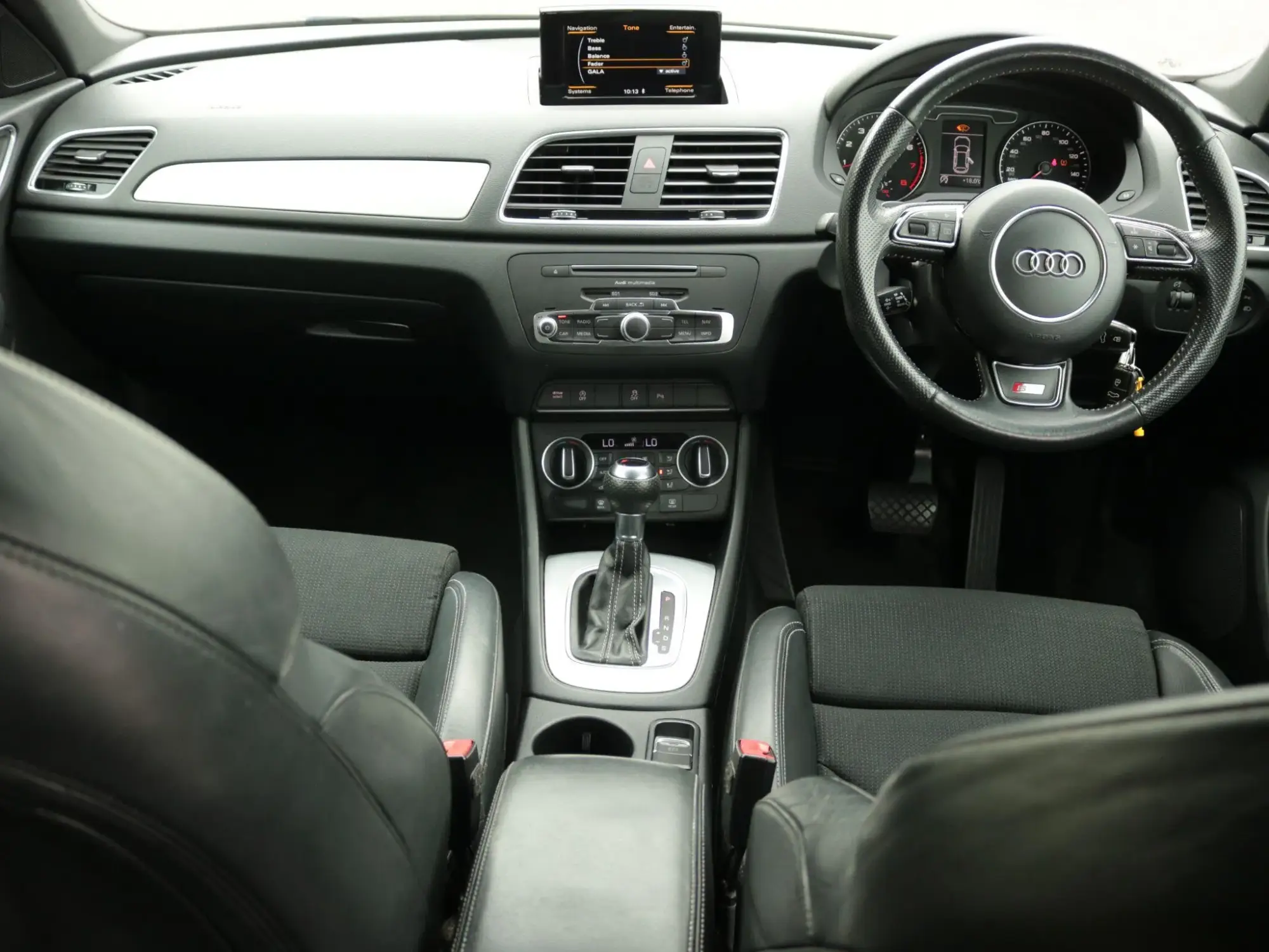 Audi Q3 Image 17 Audi Q3 Image 17