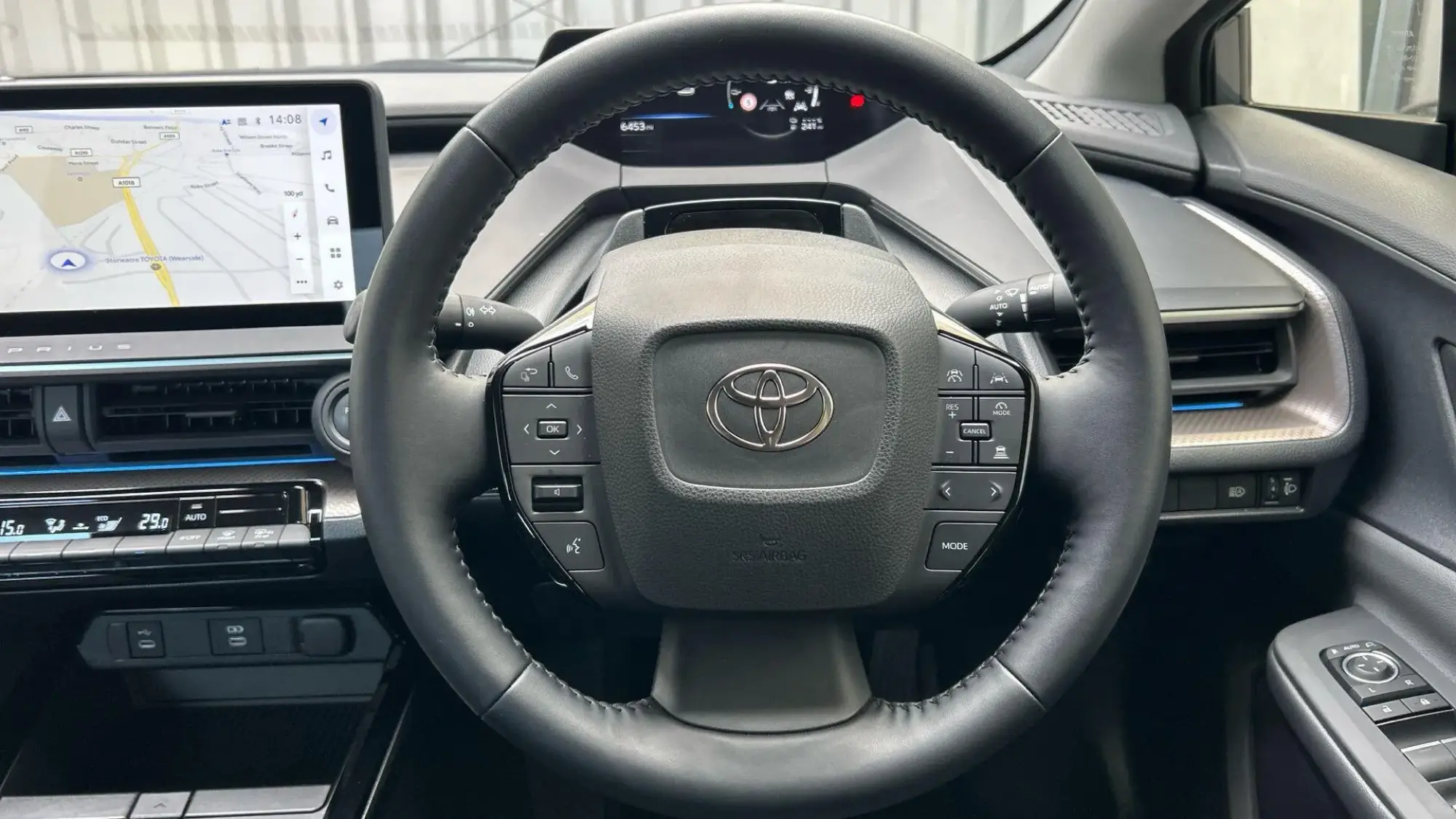 Toyota Prius Plug-in Hybrid Image 11