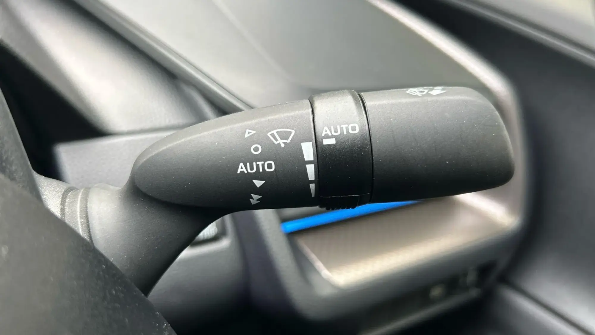 Toyota Prius Plug-in Hybrid Image 36
