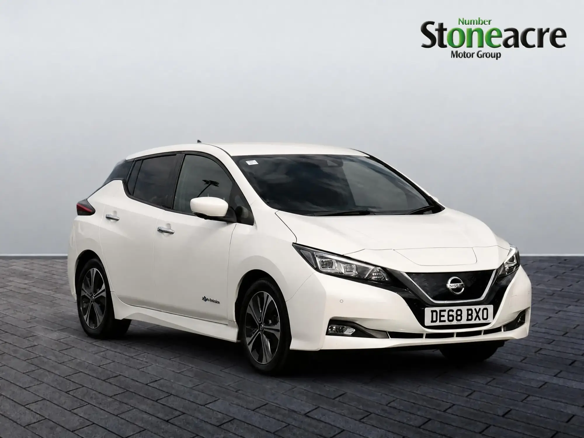 Nissan LEAF Image 1