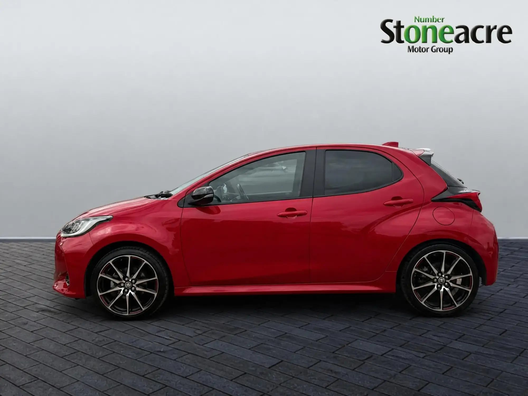 Toyota Yaris Image 5