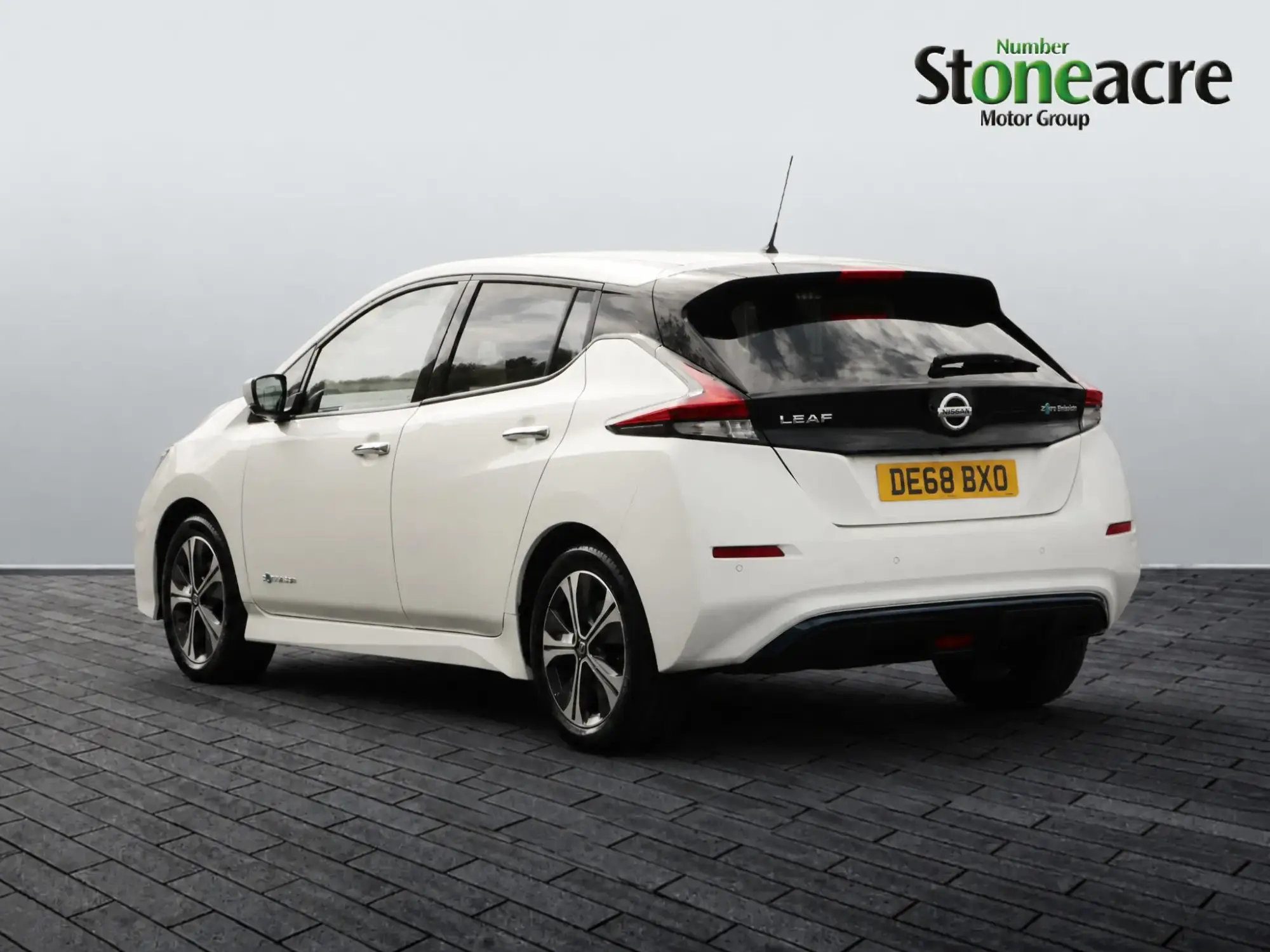 Nissan LEAF Image 5