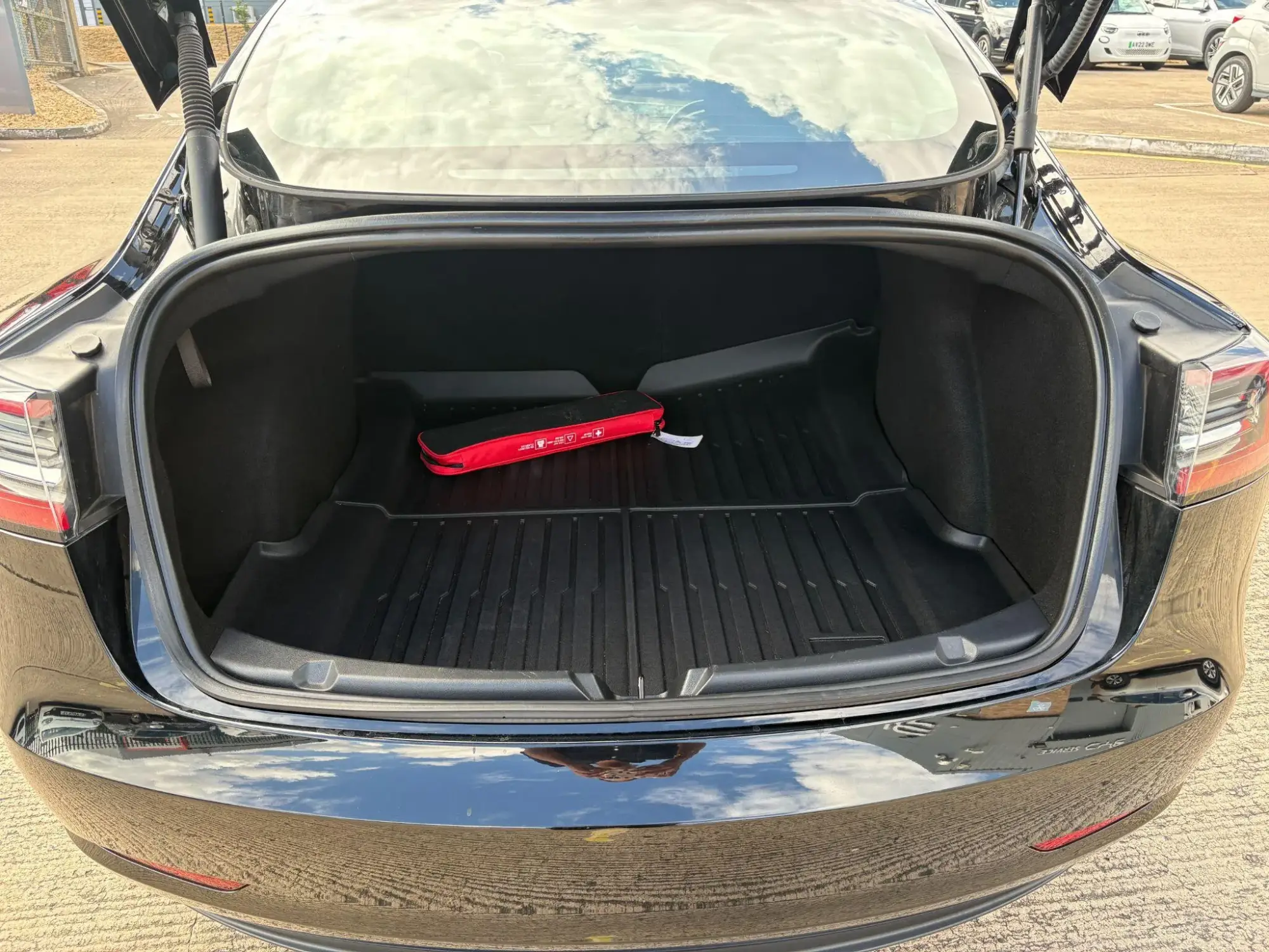 Tesla Model 3 Image 10 Tesla Model 3 Image 10