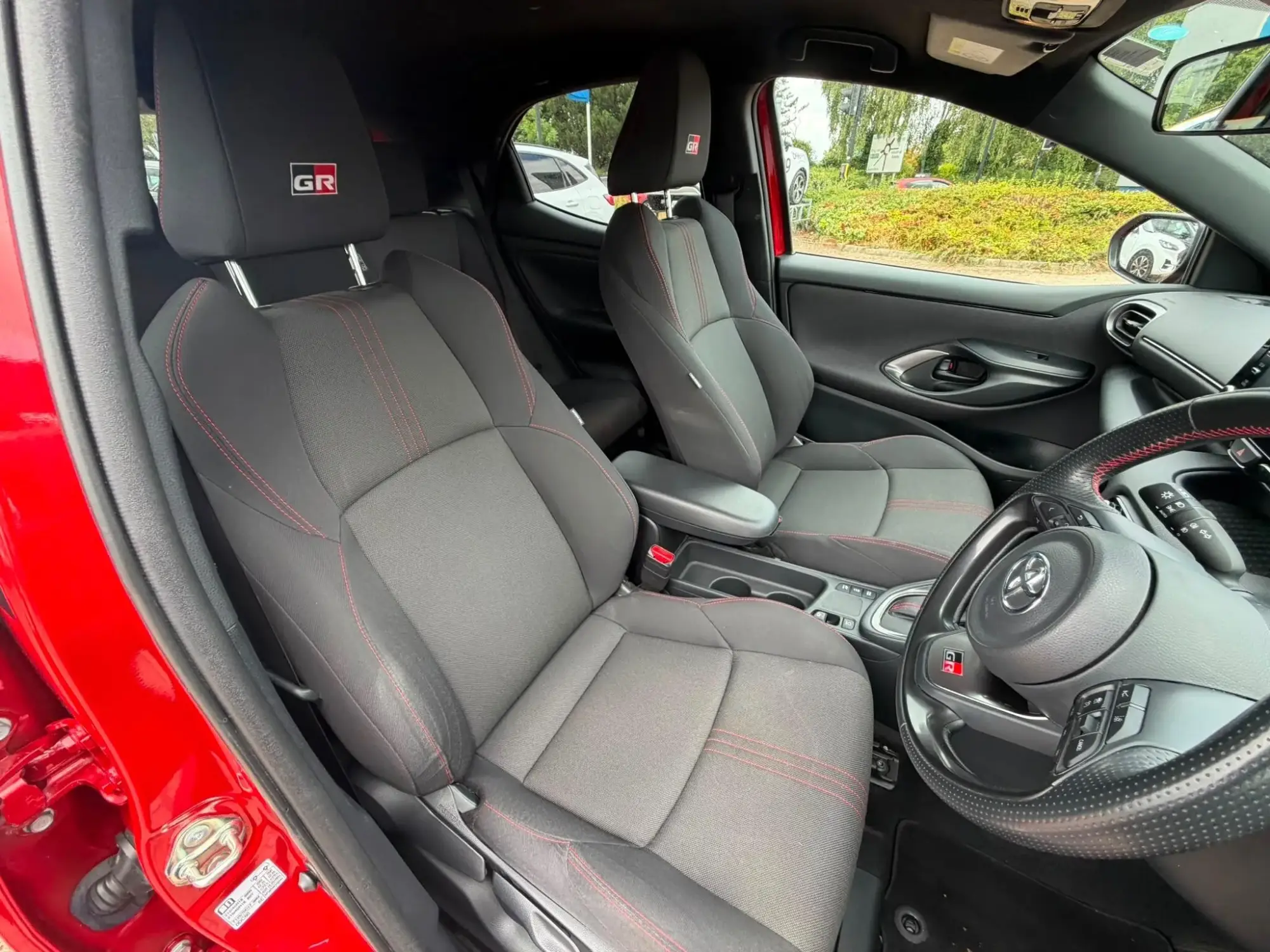 Toyota Yaris Image 11