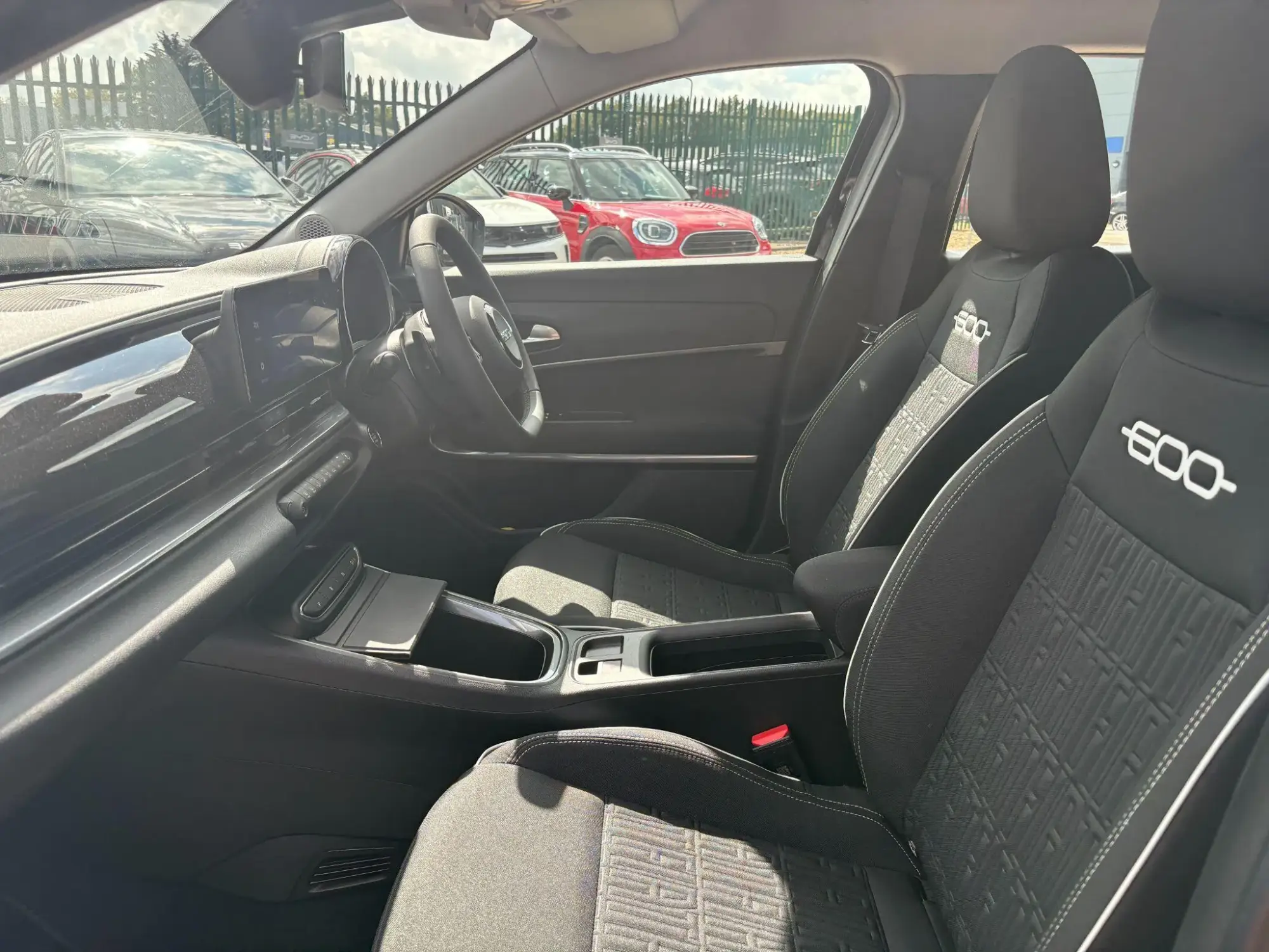 Fiat 600 Petrol Image 15 Fiat 600 Petrol Image 15